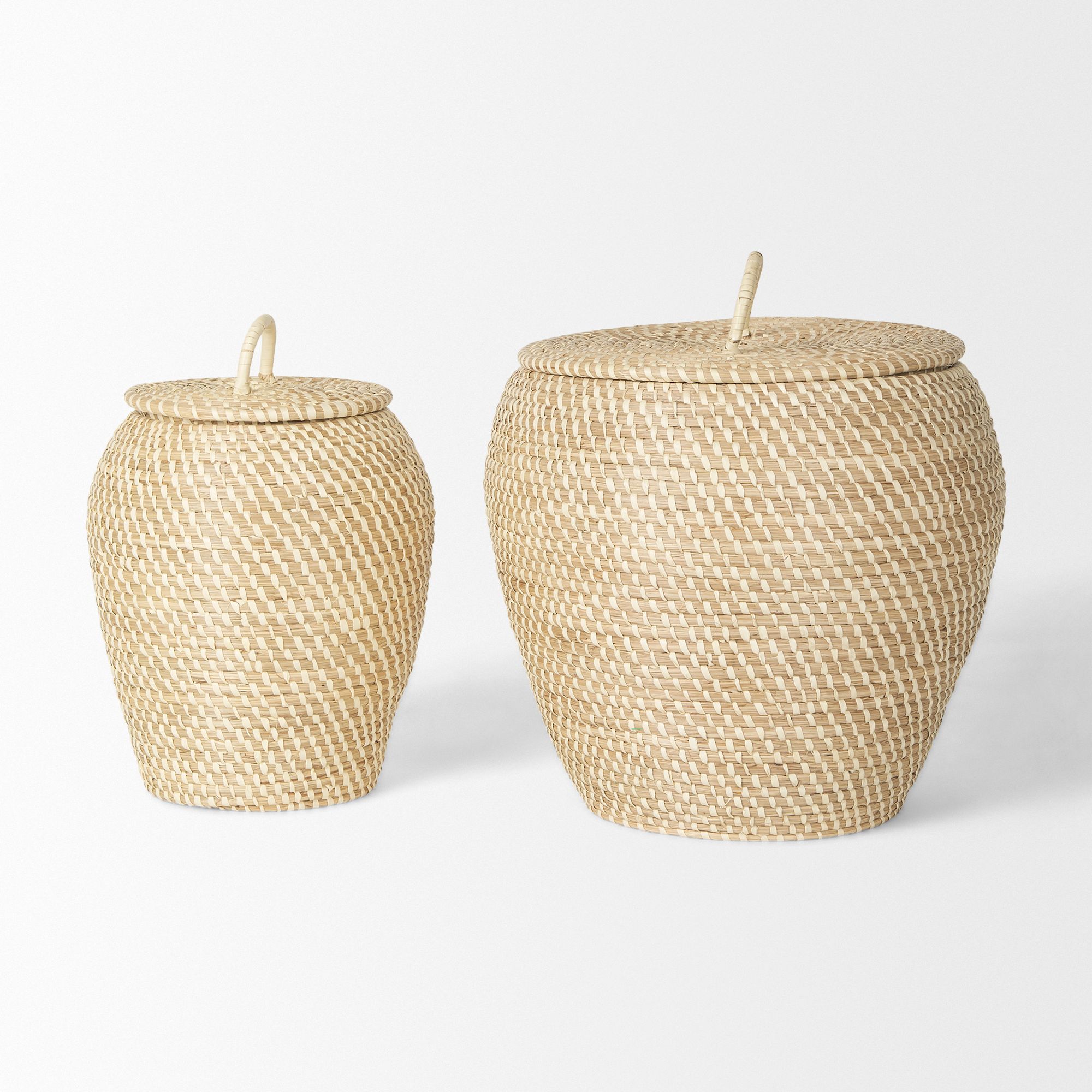 Mercana - Kalopa Seagrass Floor Baskets/Flat Handled Lid (Set of 2)