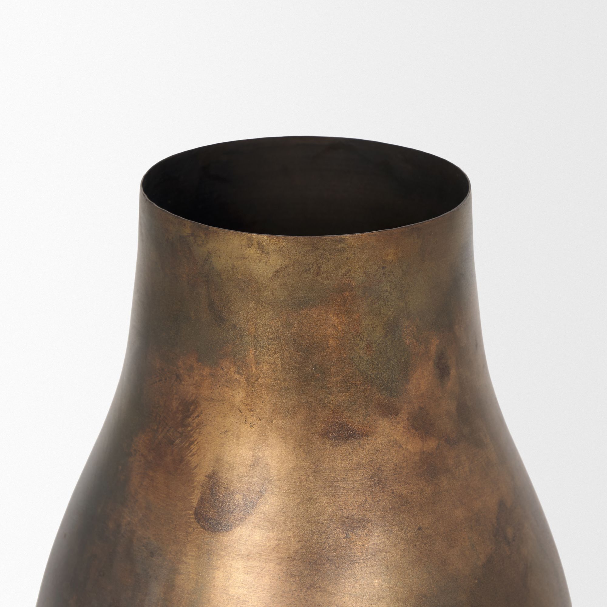 Mercana Devi Short Metal Vase - Oxidized Gold