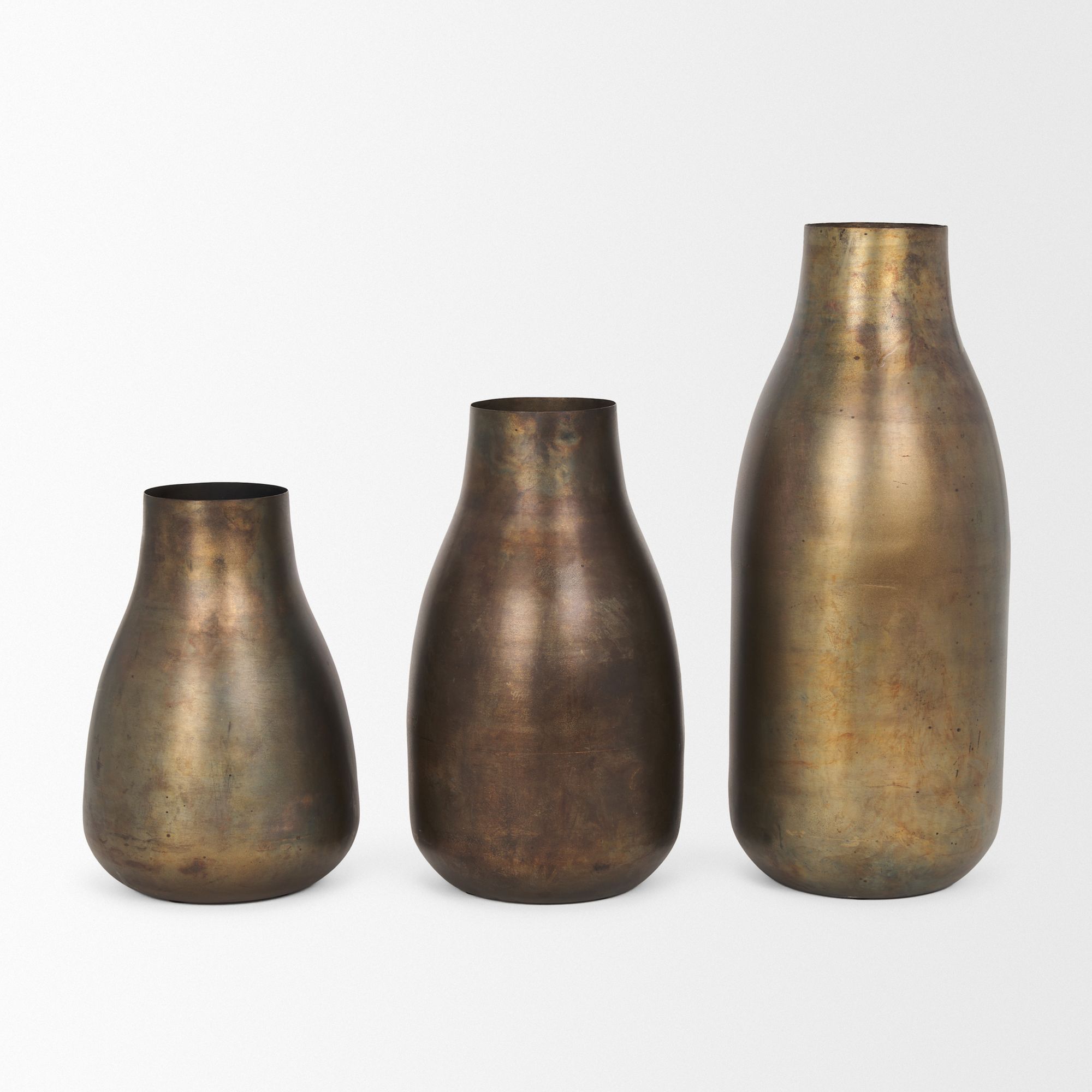 Mercana Devi Short Metal Vase - Oxidized Gold