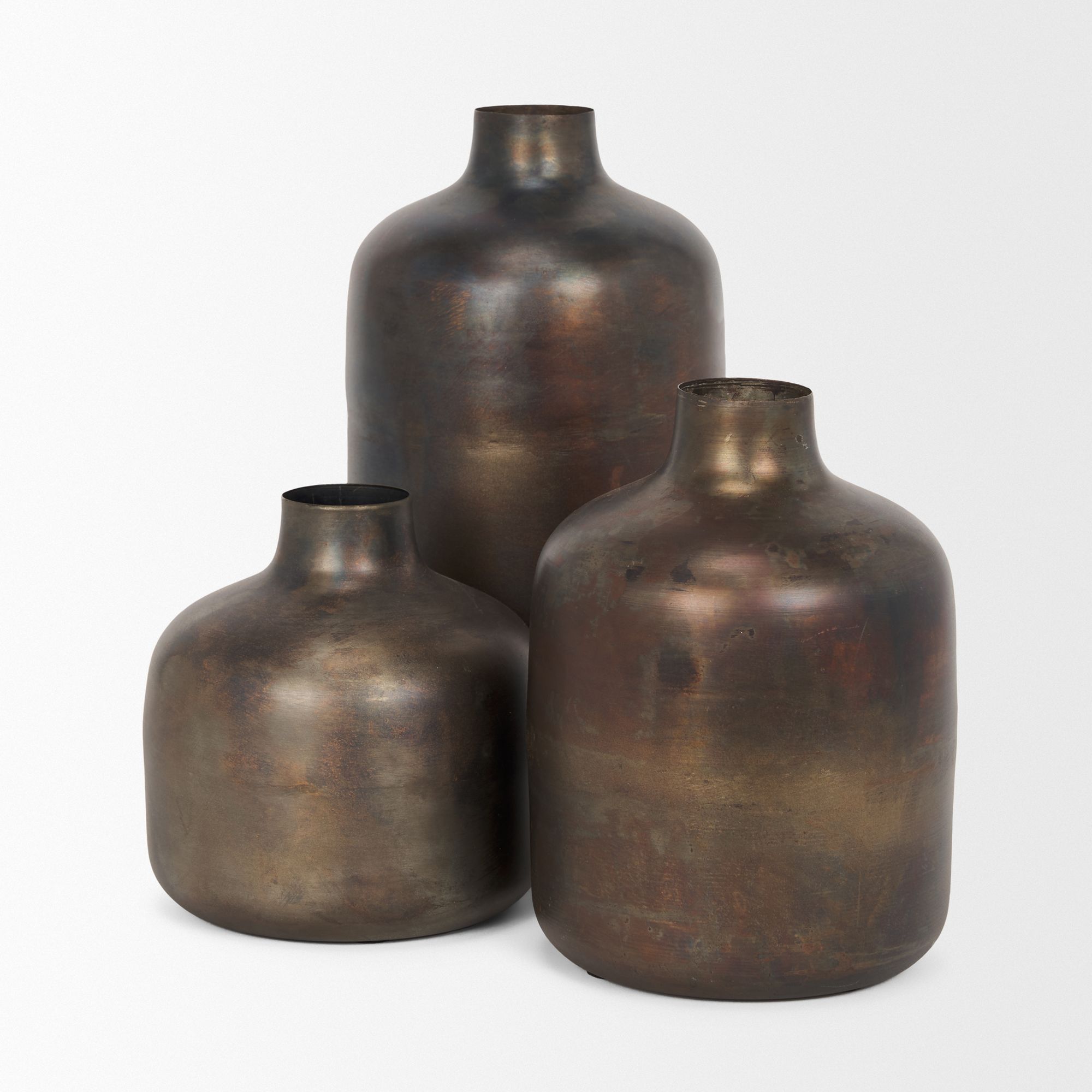 Mercana Daya Short Metal Vase - Antiqued Gold