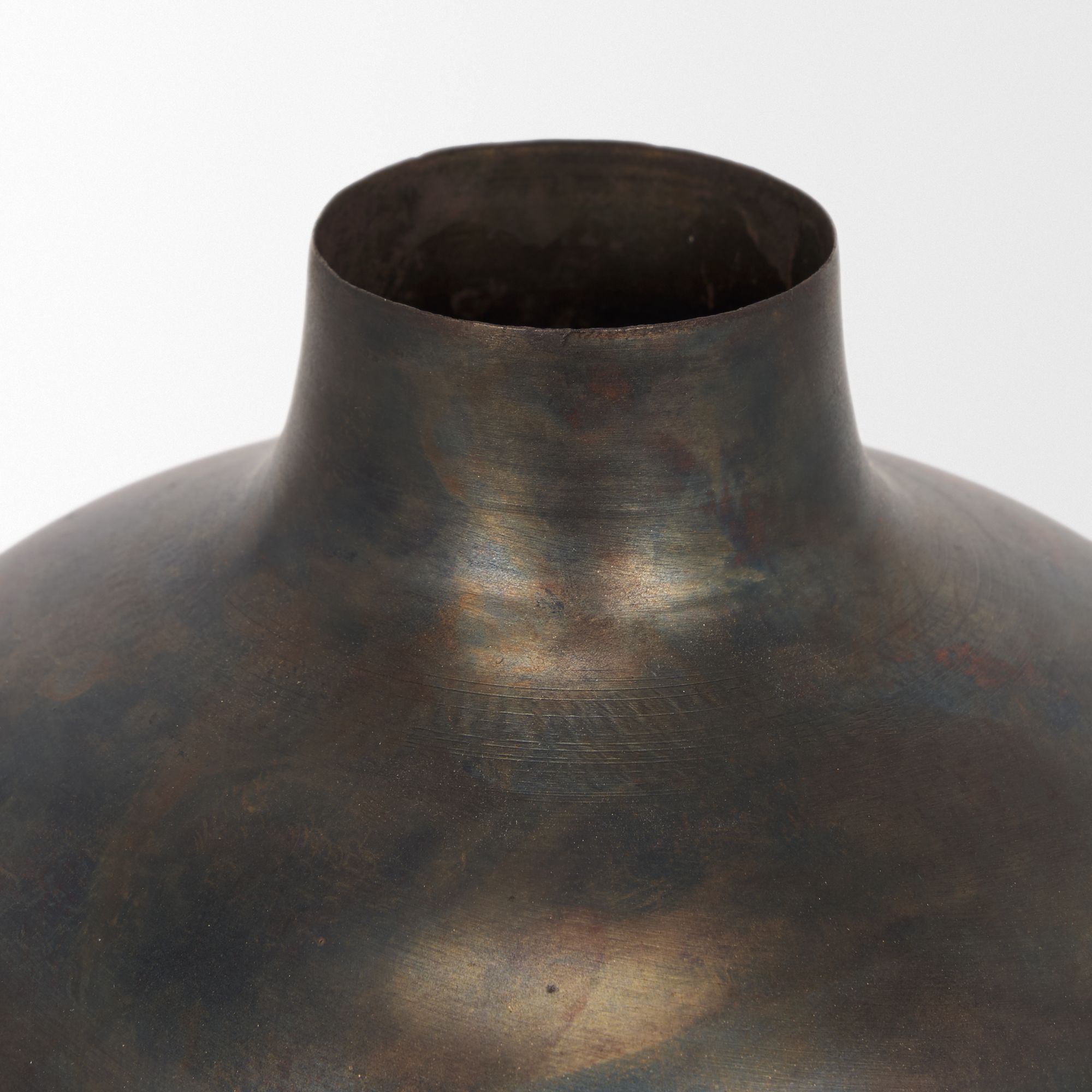 Mercana Daya Tall Metal Vase - Antiqued Gold