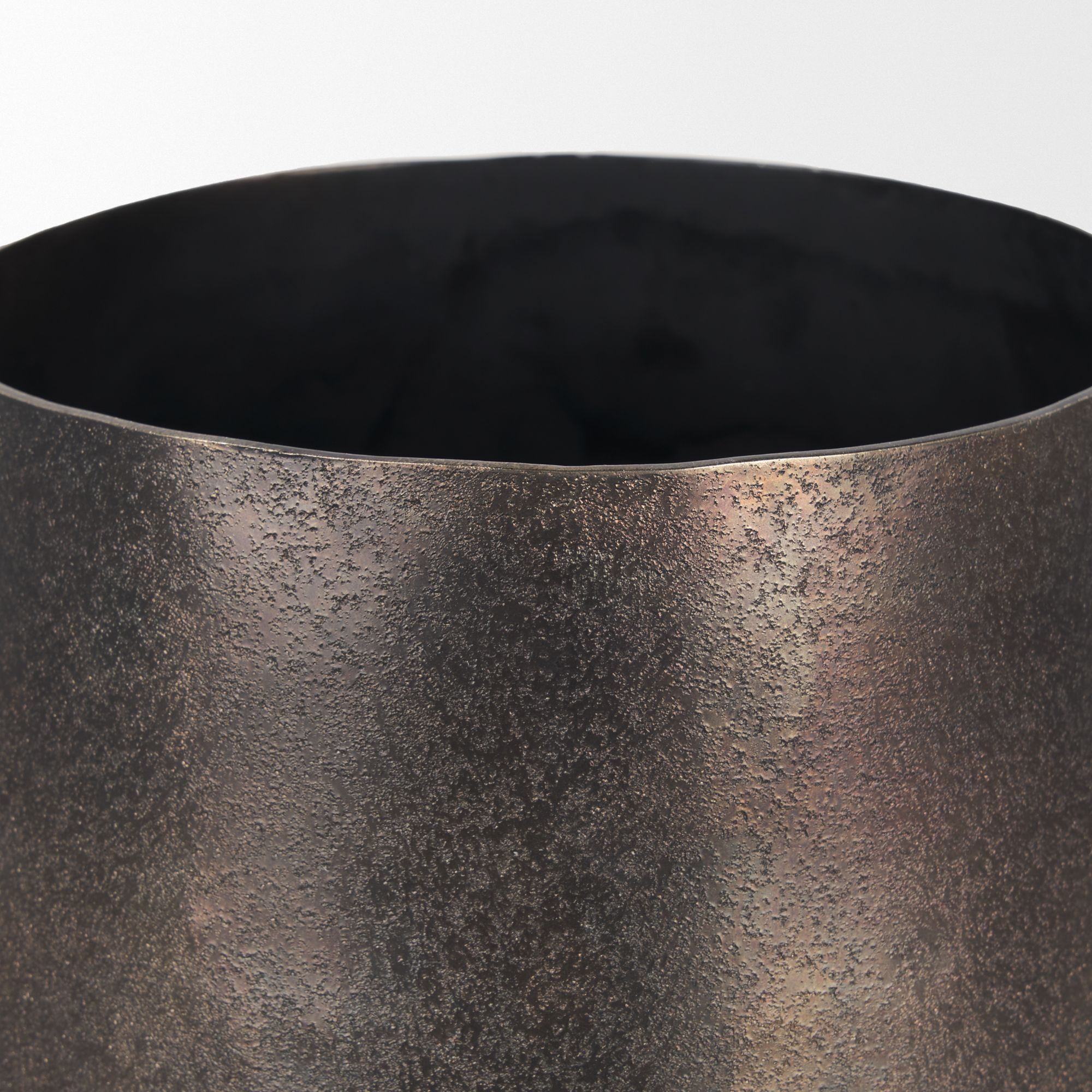 Mercana Quade Small Metal Planter - Gold