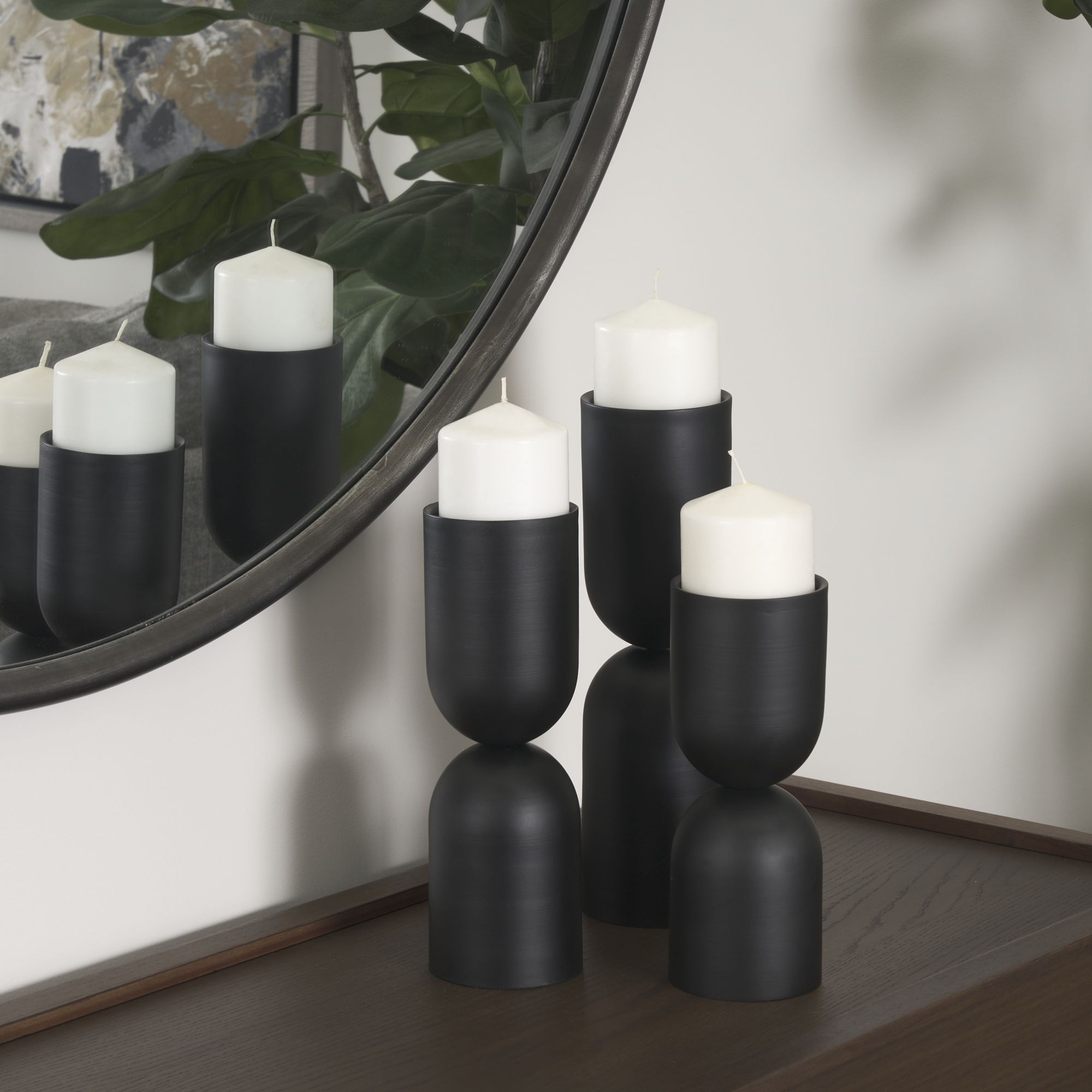 Mercana Qamra Short Black Metal Pillar Candle Holder