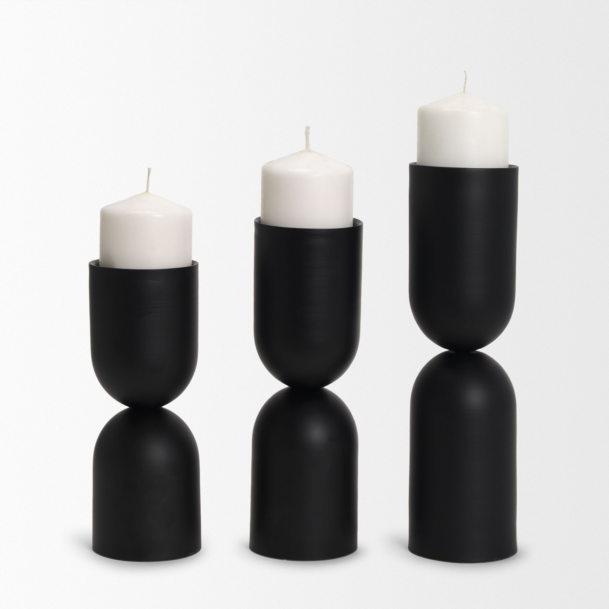 Mercana Qamra Short Black Metal Pillar Candle Holder