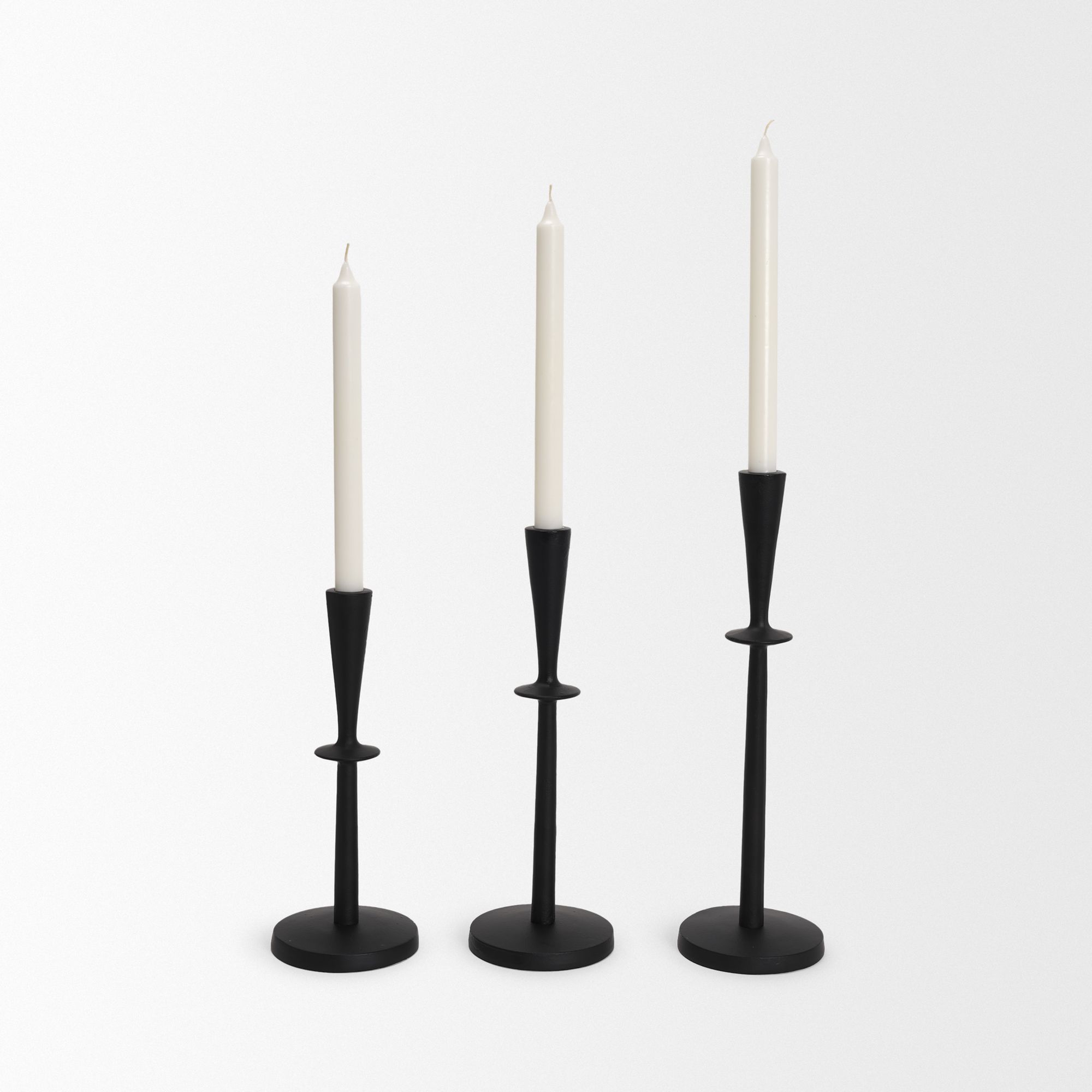 Mercana Qwin Matte Black Cast Aluminum Short Candle Holder