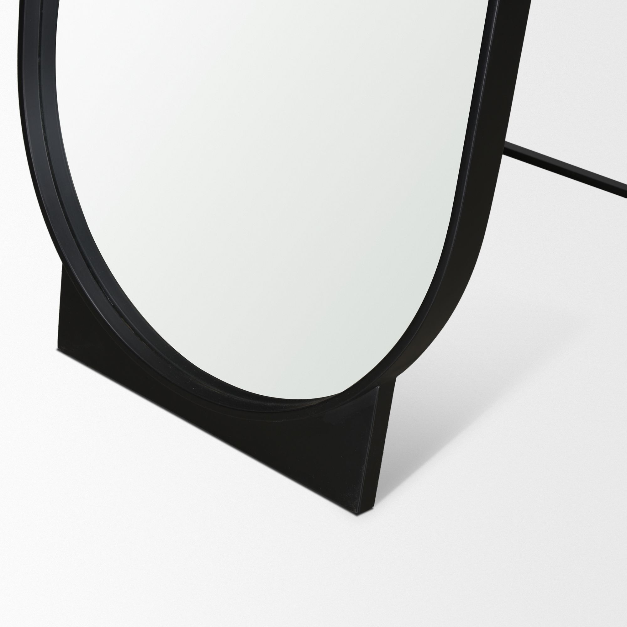 Mercana - Tillie Oblong Matte Black Metal Standing Floor Mirror