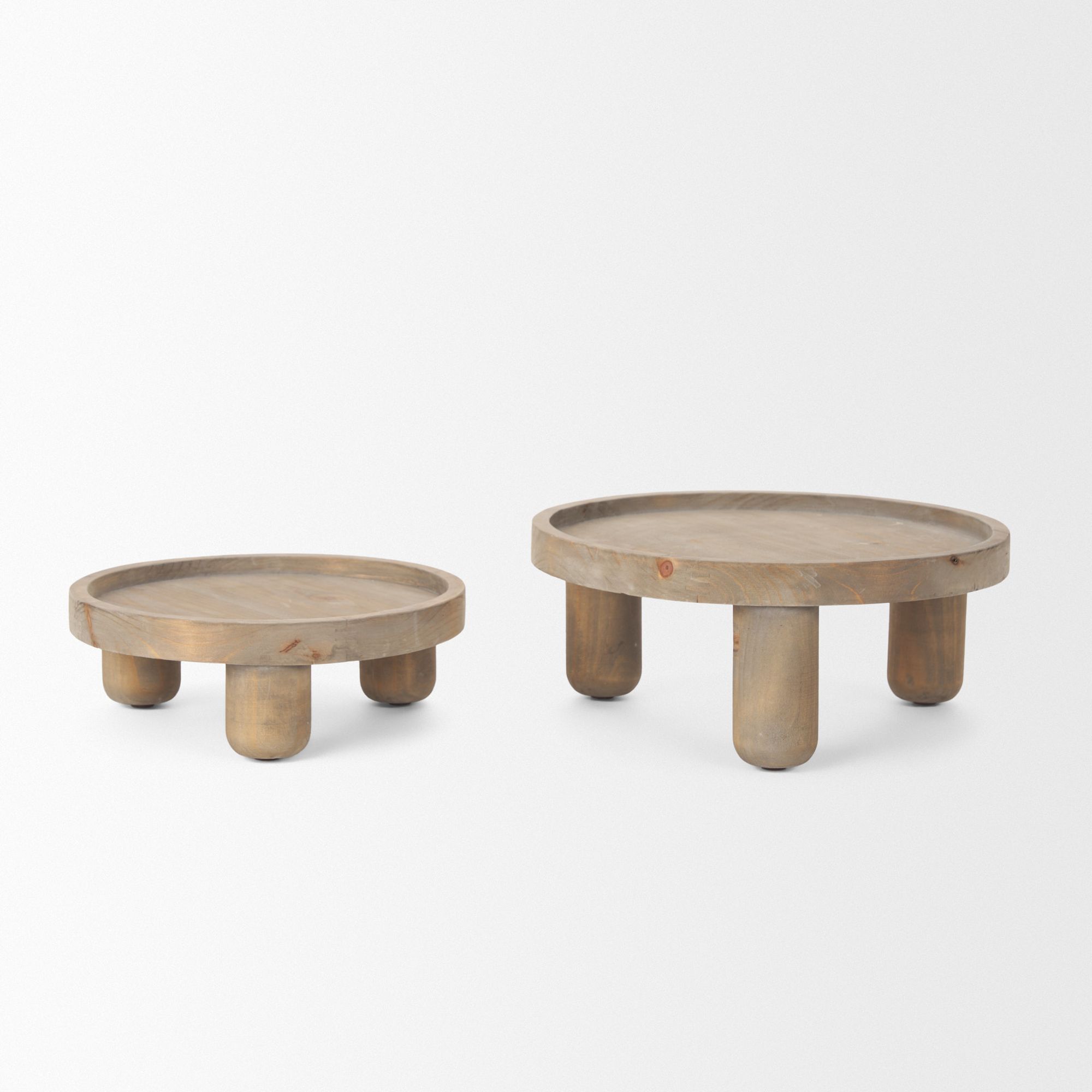 Mercana - Virve Round Light Brown Wood with Gray Wash Wooden Trays