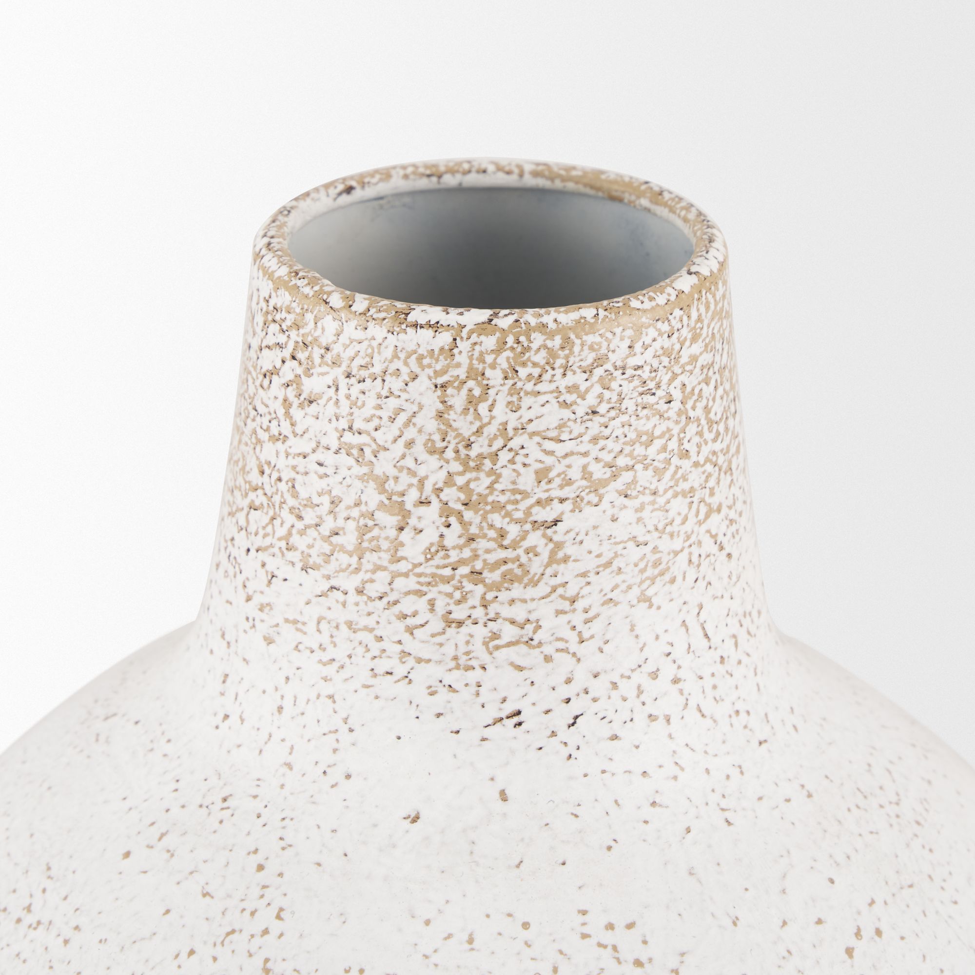 Mercana Tisha Small Distressing Metal Vase - White