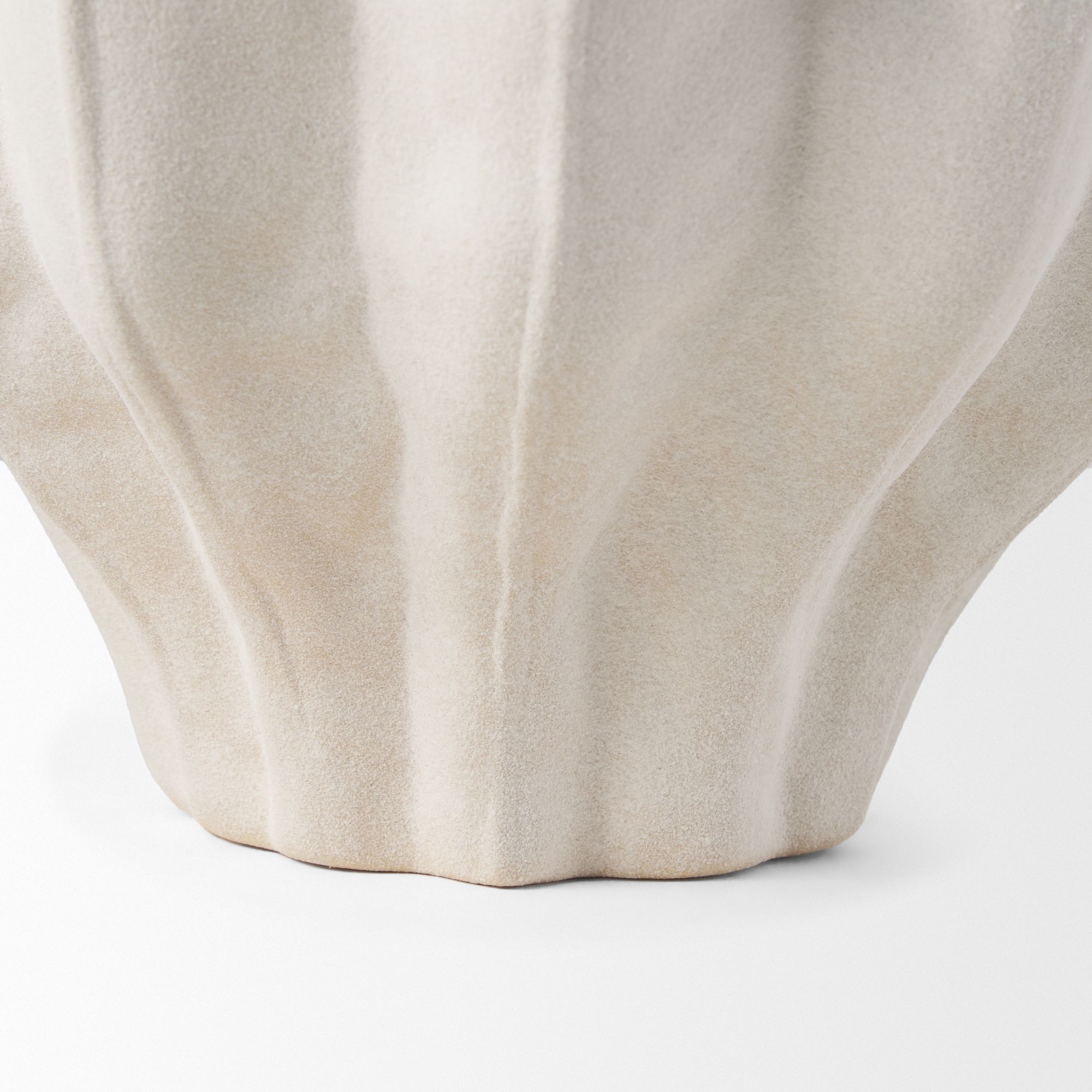 Mercana - Daria Textured White Sculptural Ceramic Bowl