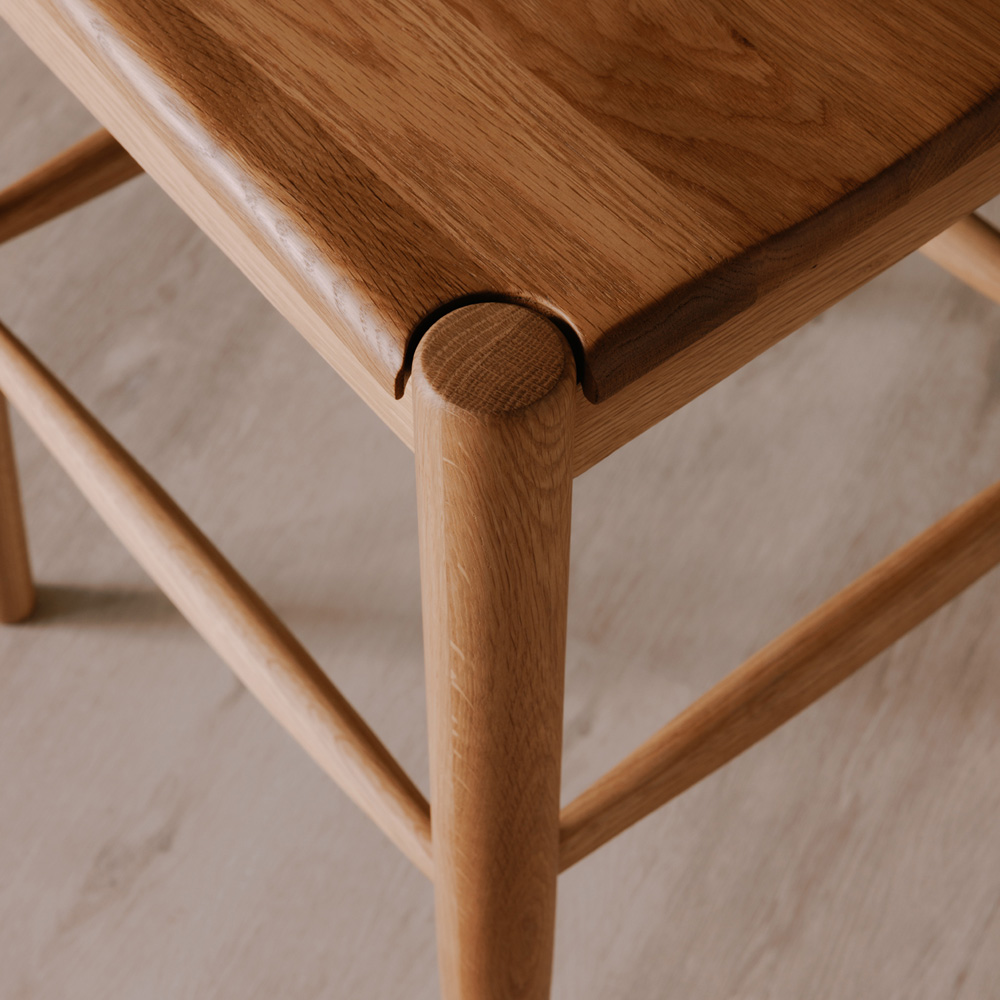 Moe's Owing Counter Stool - Natural Oak