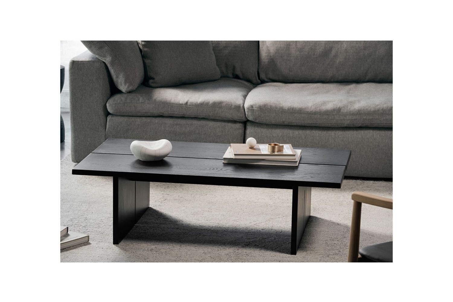 Moe's - Rua Modern Coffee Table in Black