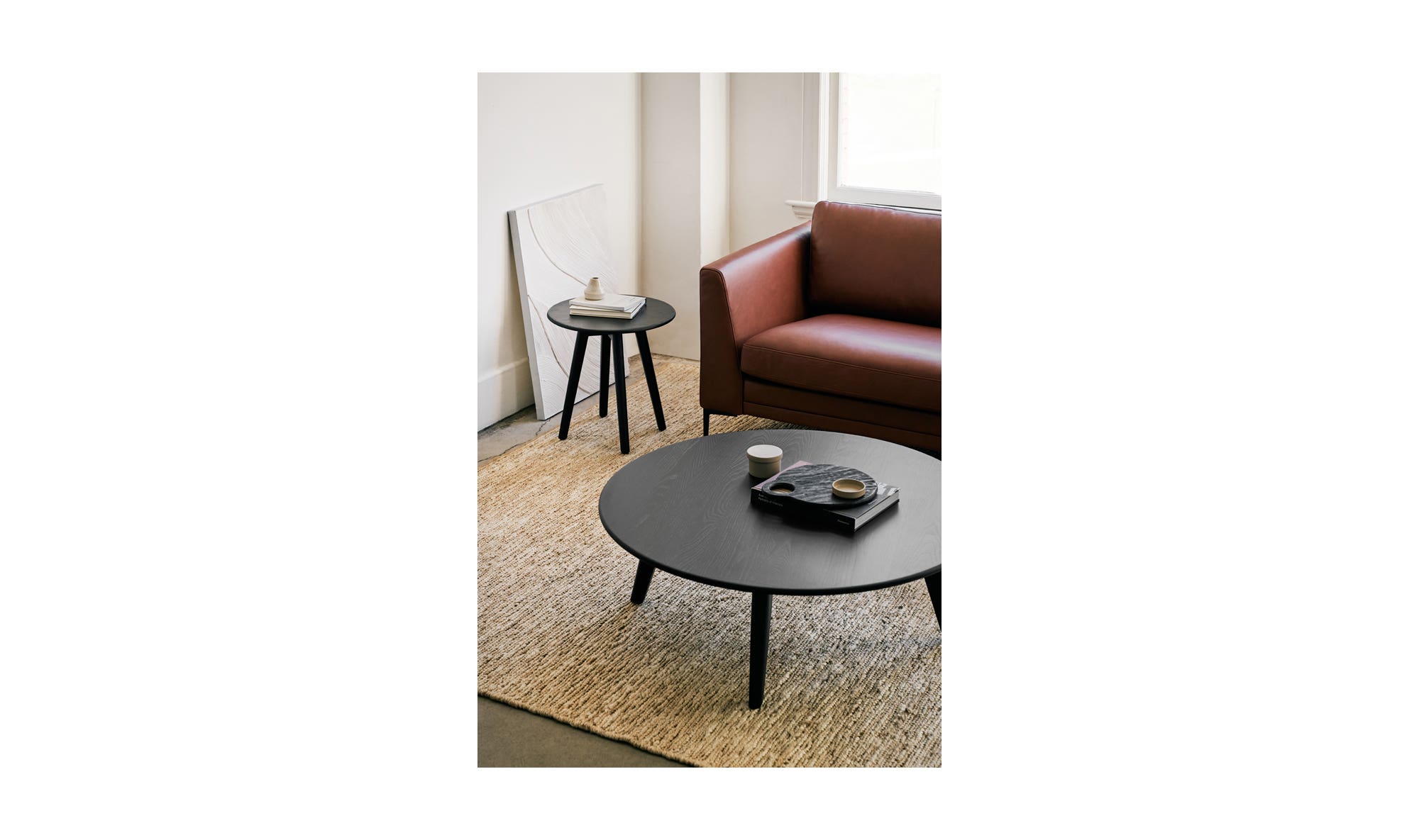 Moe's - Jax Modern Coffee Table in Black