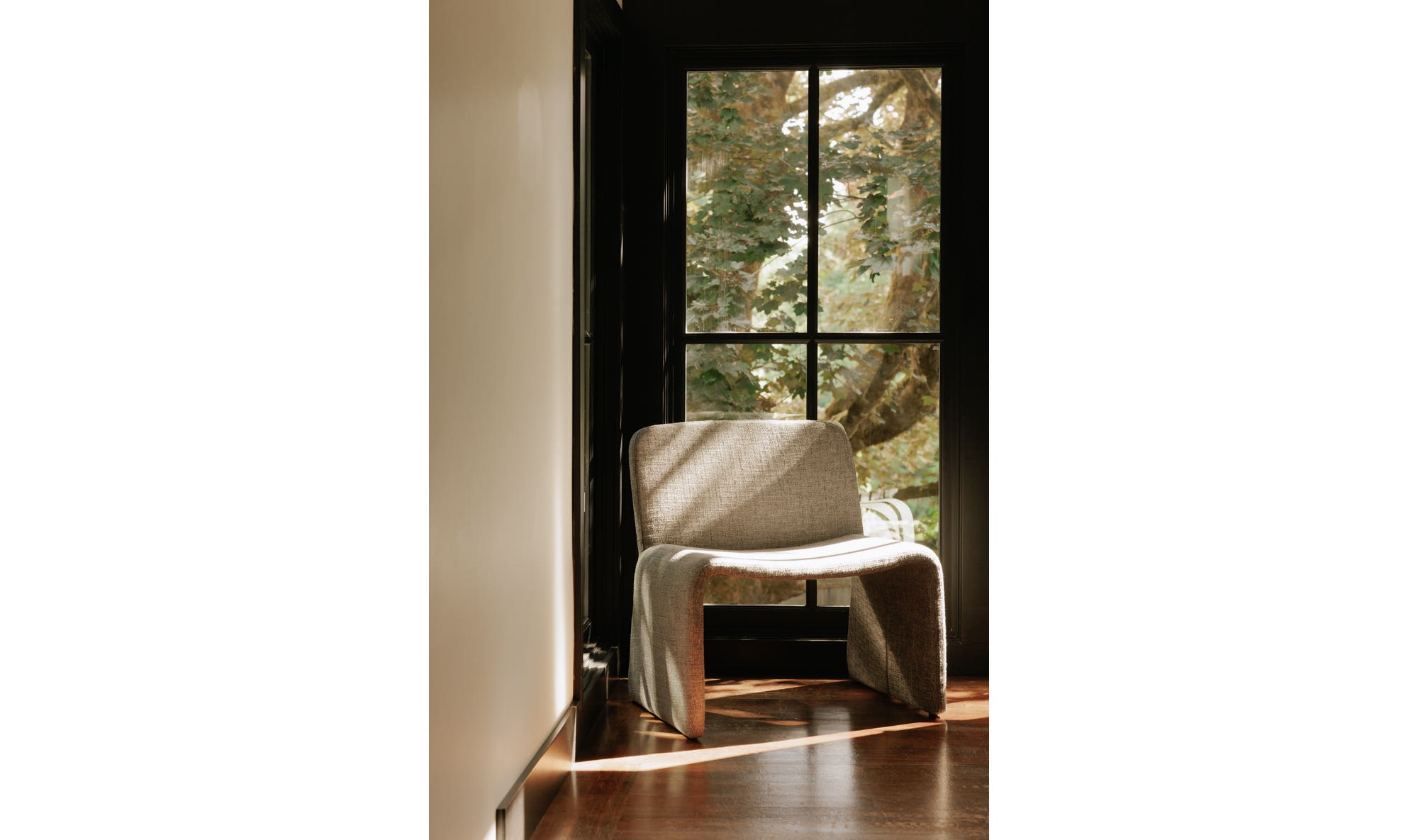 Moe's - Ella Contemporary Accent Chair