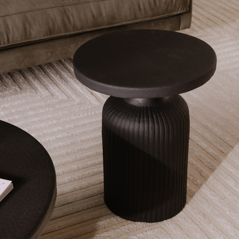 Moe's - Yoli Side Table in Black