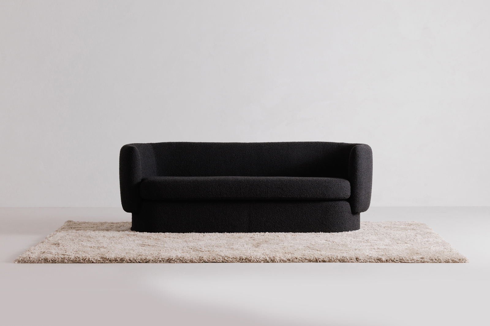 Moe's Koba Sofa - Maya Black