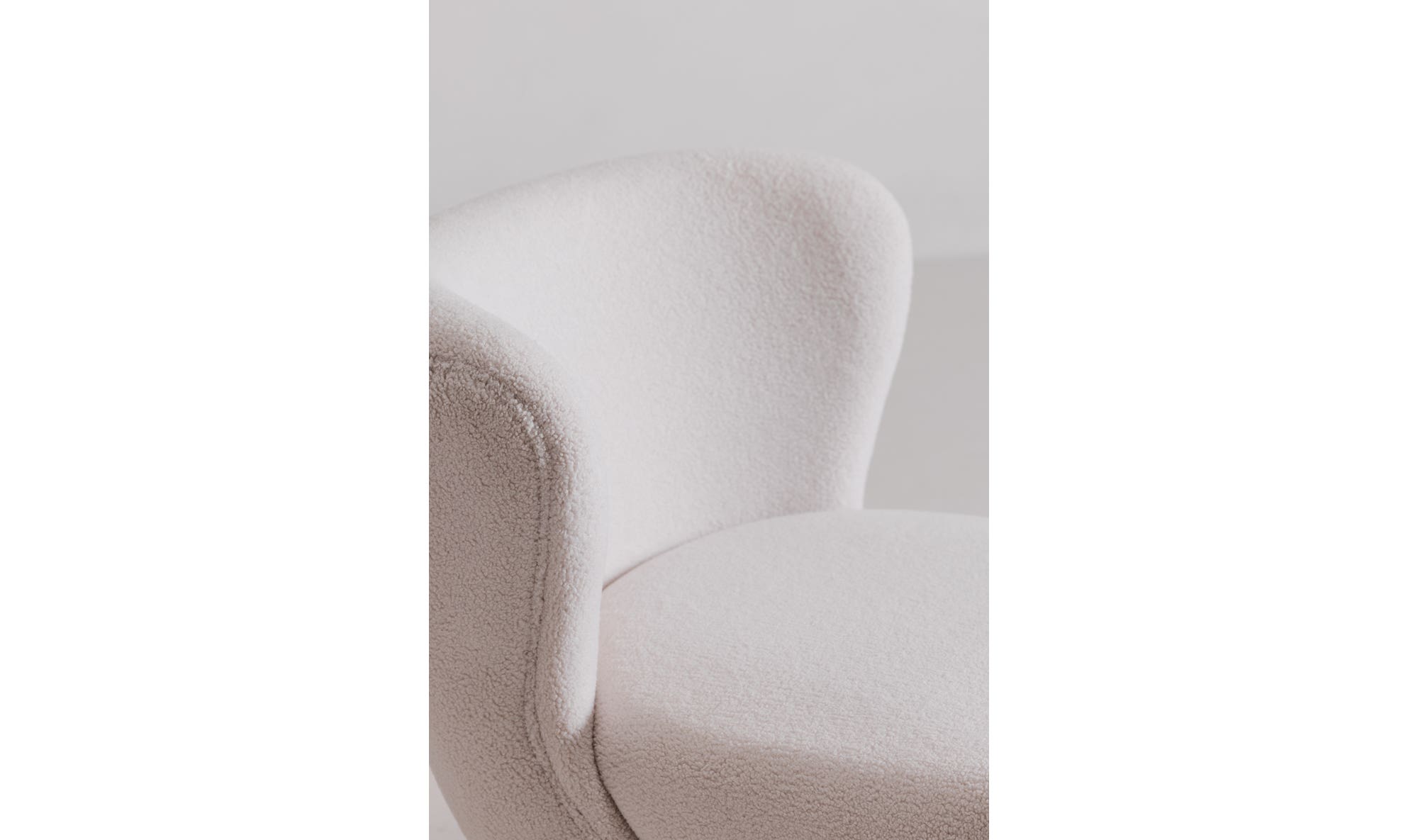 Moe's™ Margot Contemporary Accent Chair - Cream