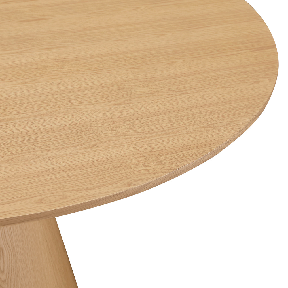 Moe's Otago Round Dining Table - Oak, 47"