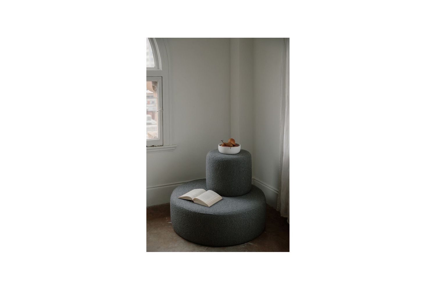 Moe's - Ling Modern Small Ottoman