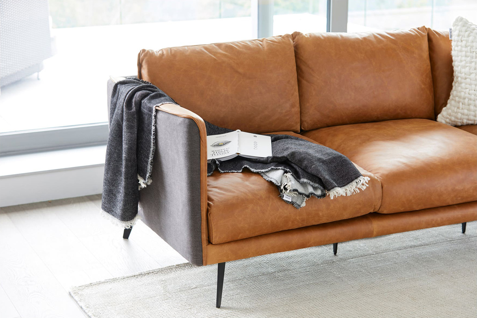 Moe's - Messina Sofa in Orange