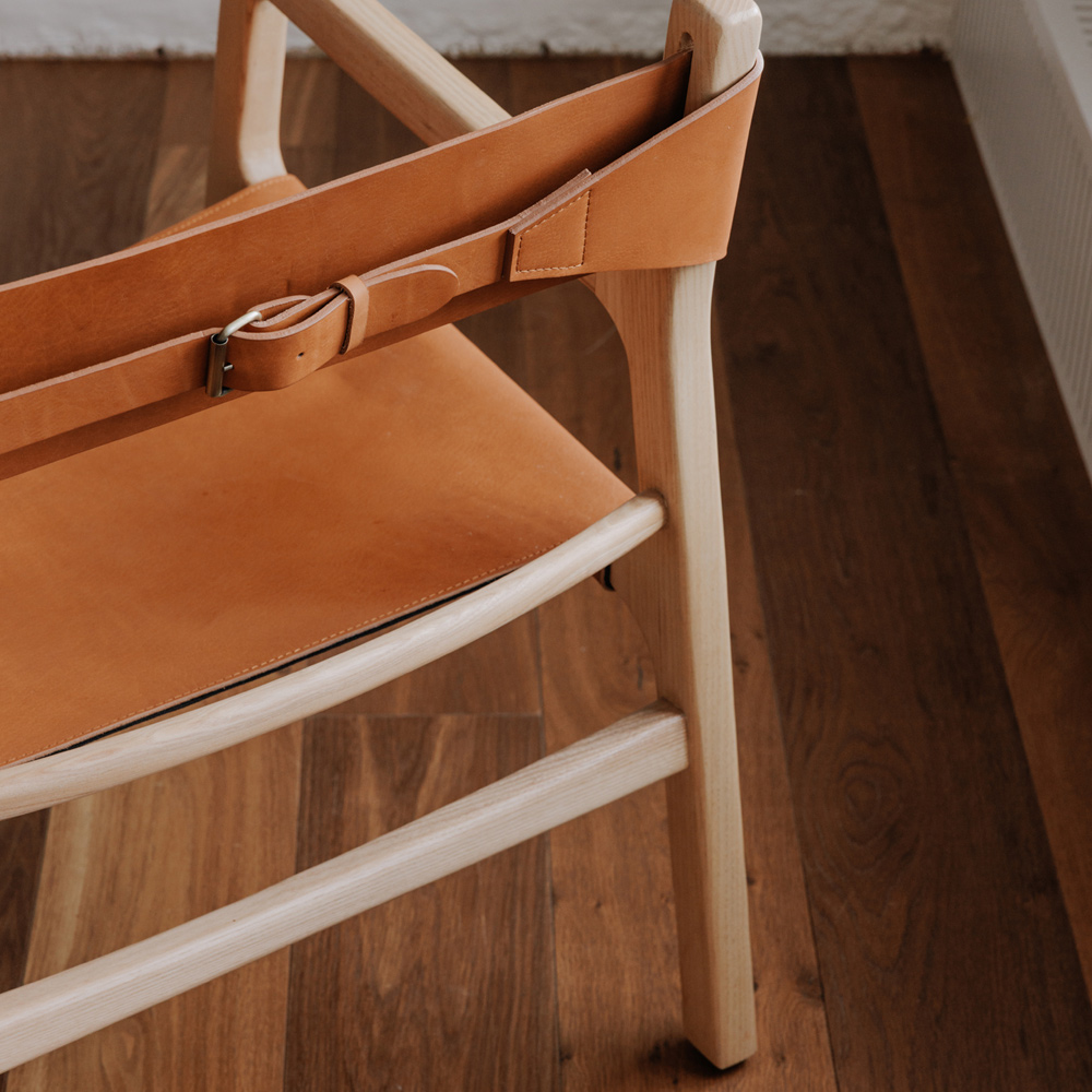 Moe's Kolding Chair - Havana Tanned