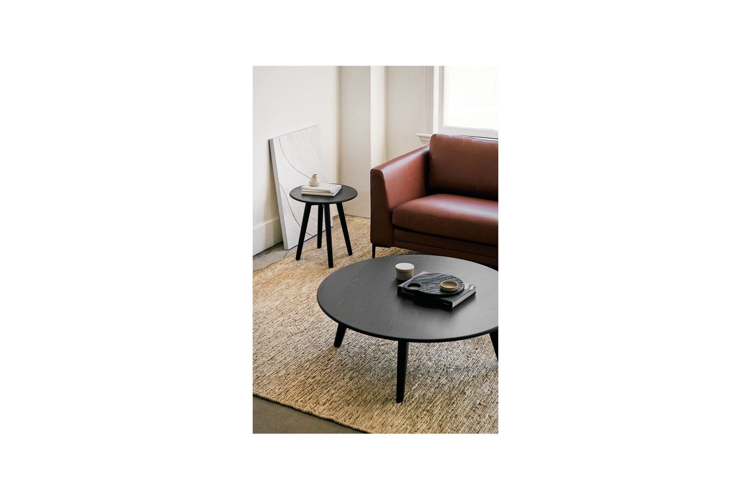 Moe's Jax Modern Side Table - Black