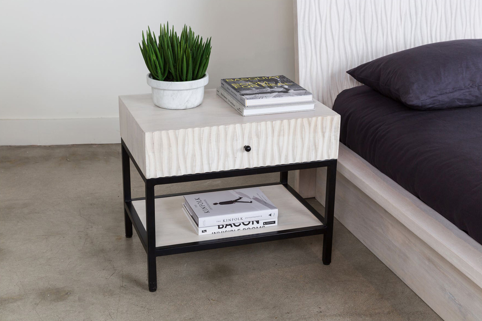 Moe's - Faceout Nightstand in White