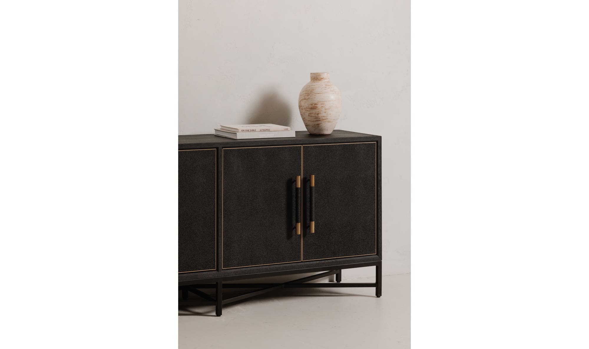 Moe's Mako Art Deco Small Sideboard - Black