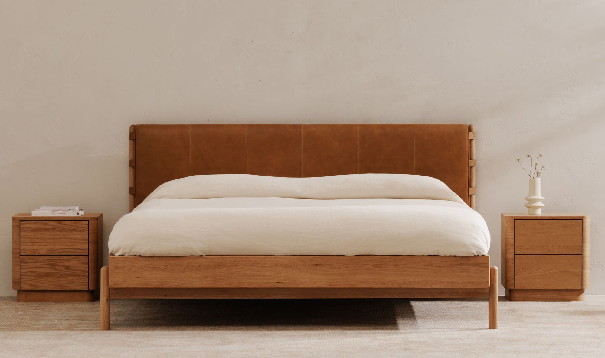 Moe's - Colby Scandinavian Bed