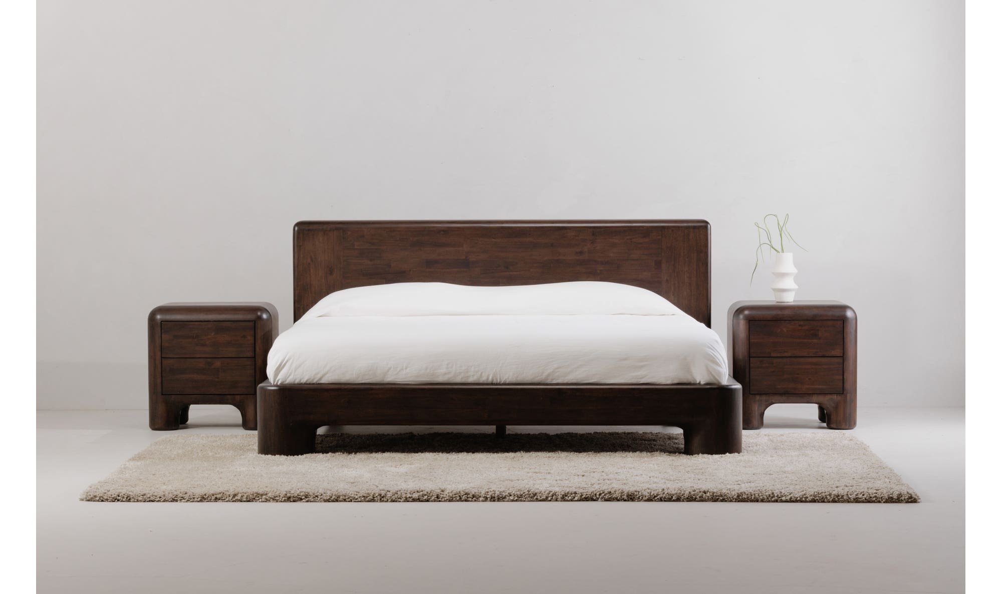 Moe's Rowan Mid-Century Modern King Size Bed - Dark Brown