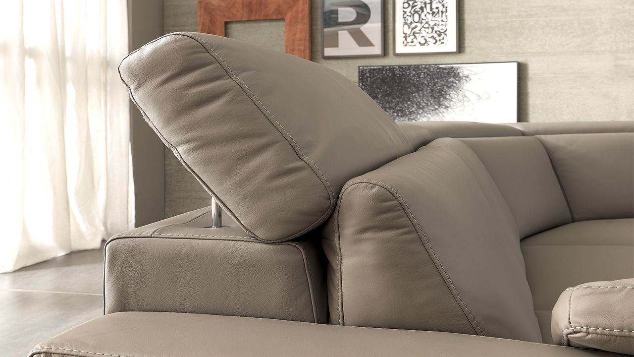 Newtrend - Pegaso Sectional