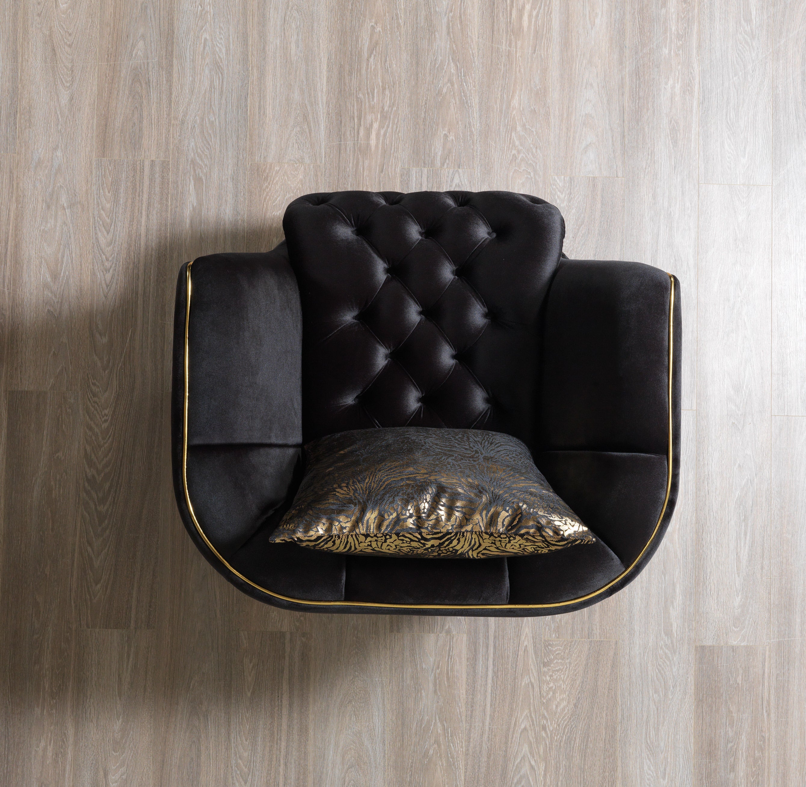 Nova - Daphne Black Velvet Chair