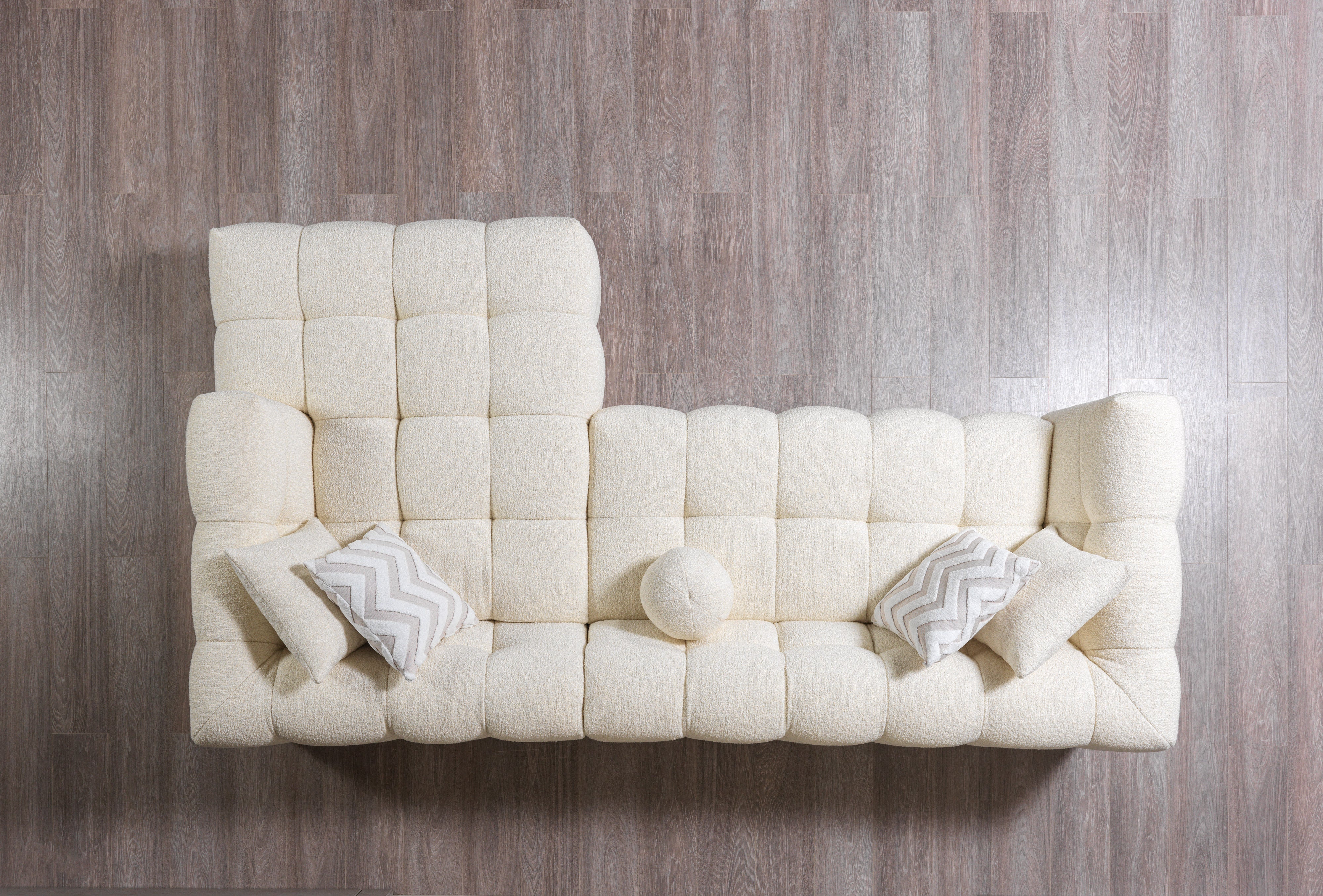 Nova Ivy Ivory Boucle RAF 110" Sectional