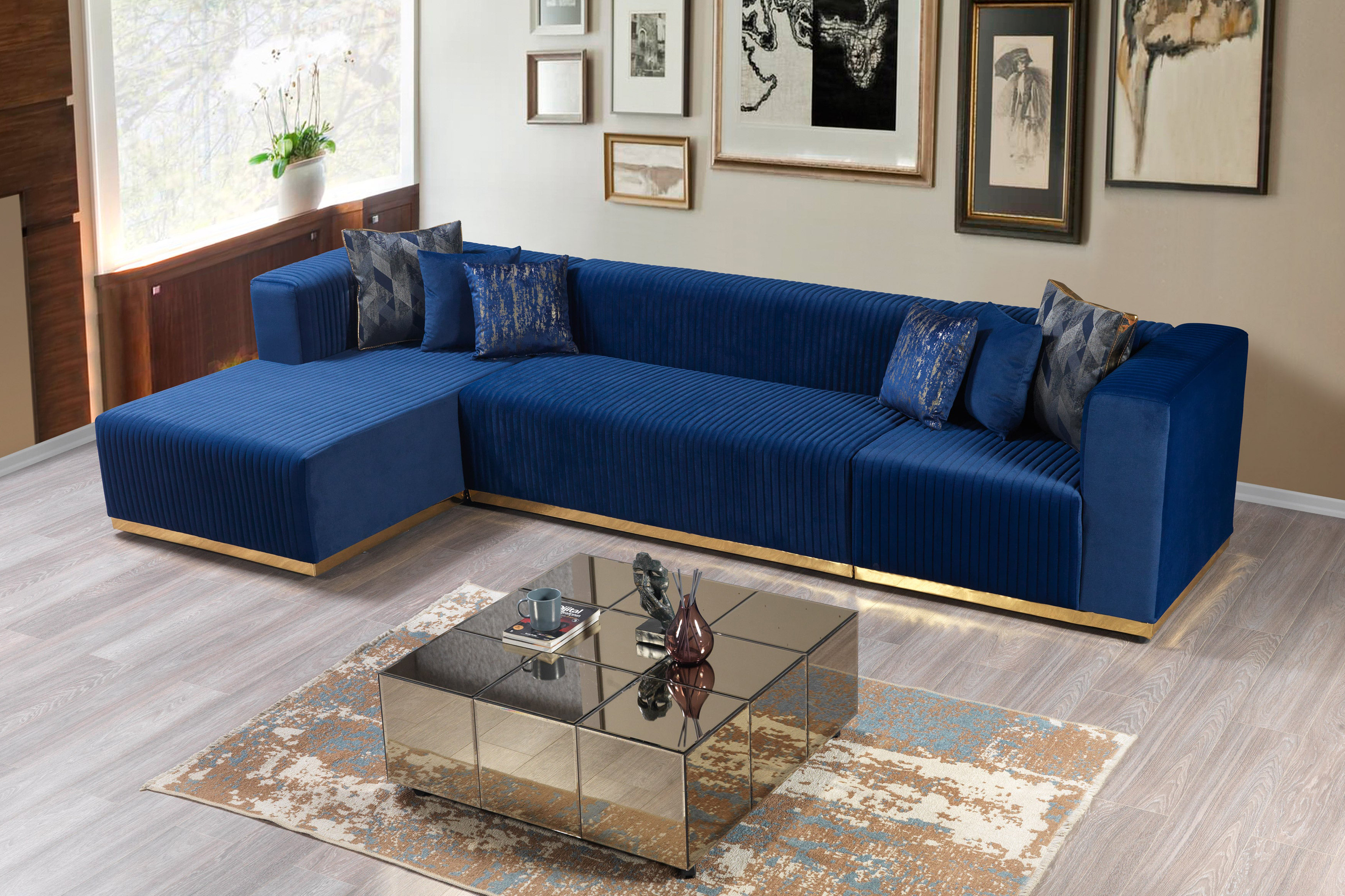 Nova Juliana Velvet 4-Piece Sectional - Blue