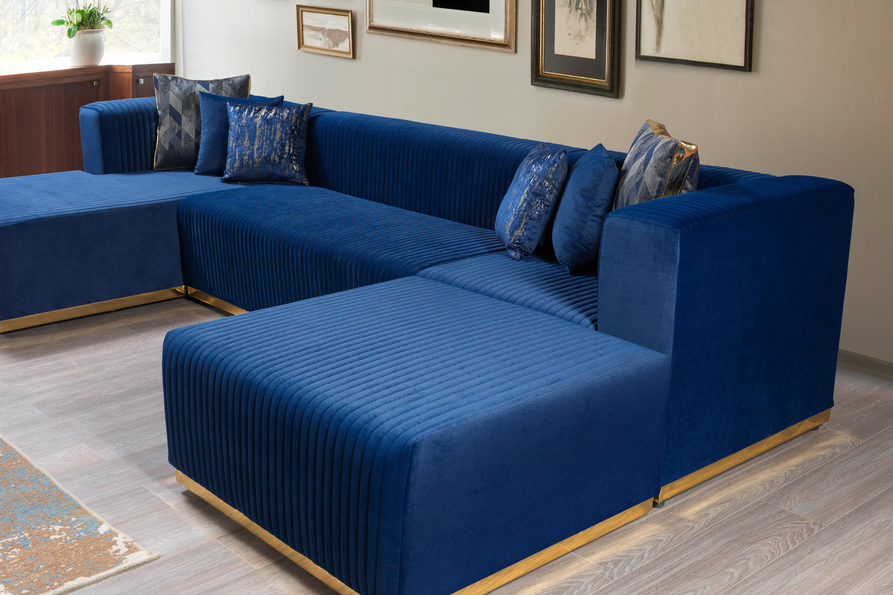 Nova Juliana Velvet 4-Piece Sectional - Blue