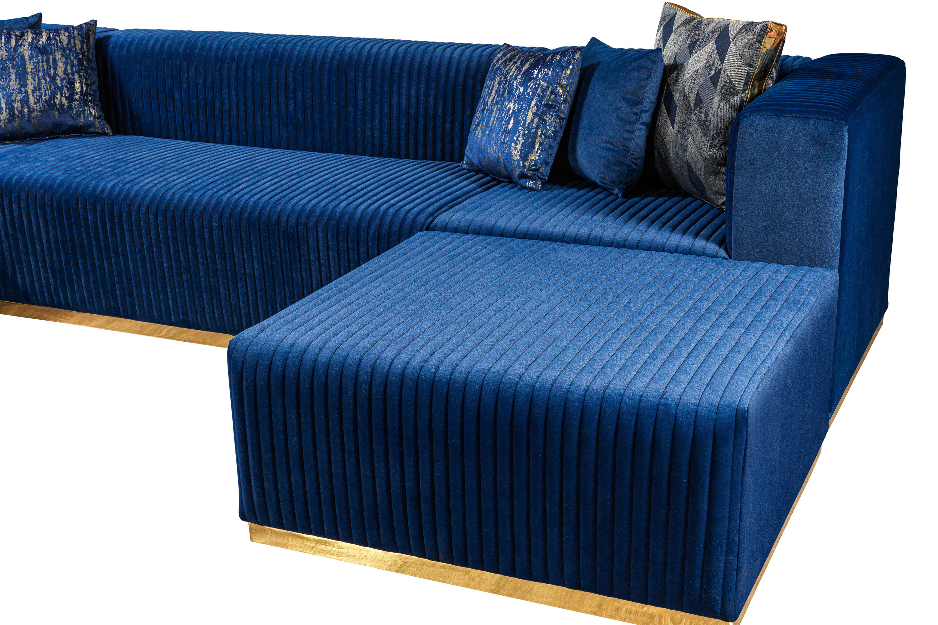 Nova Juliana Velvet 4-Piece Sectional - Blue