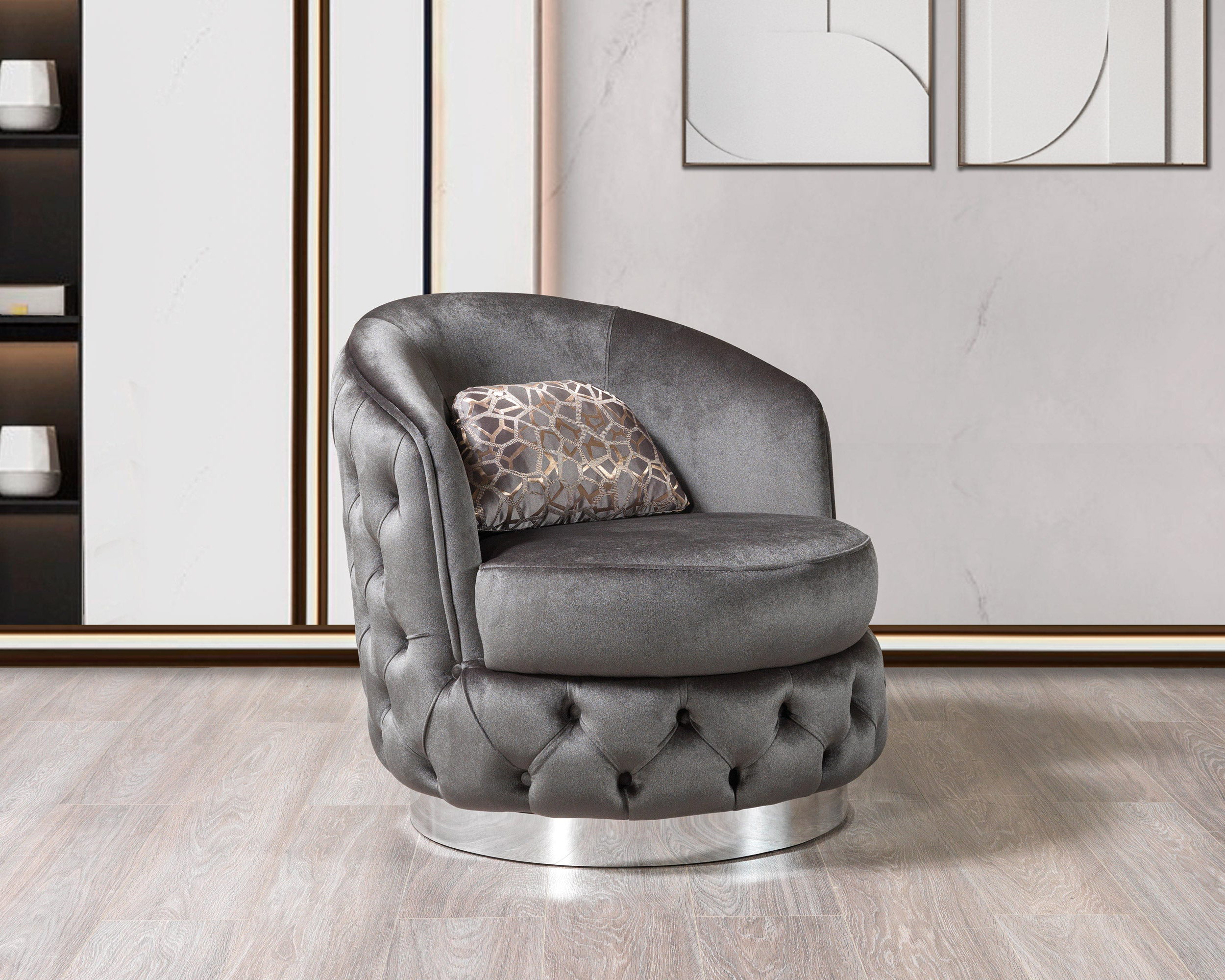 Nova - Lupino Velvet Chair