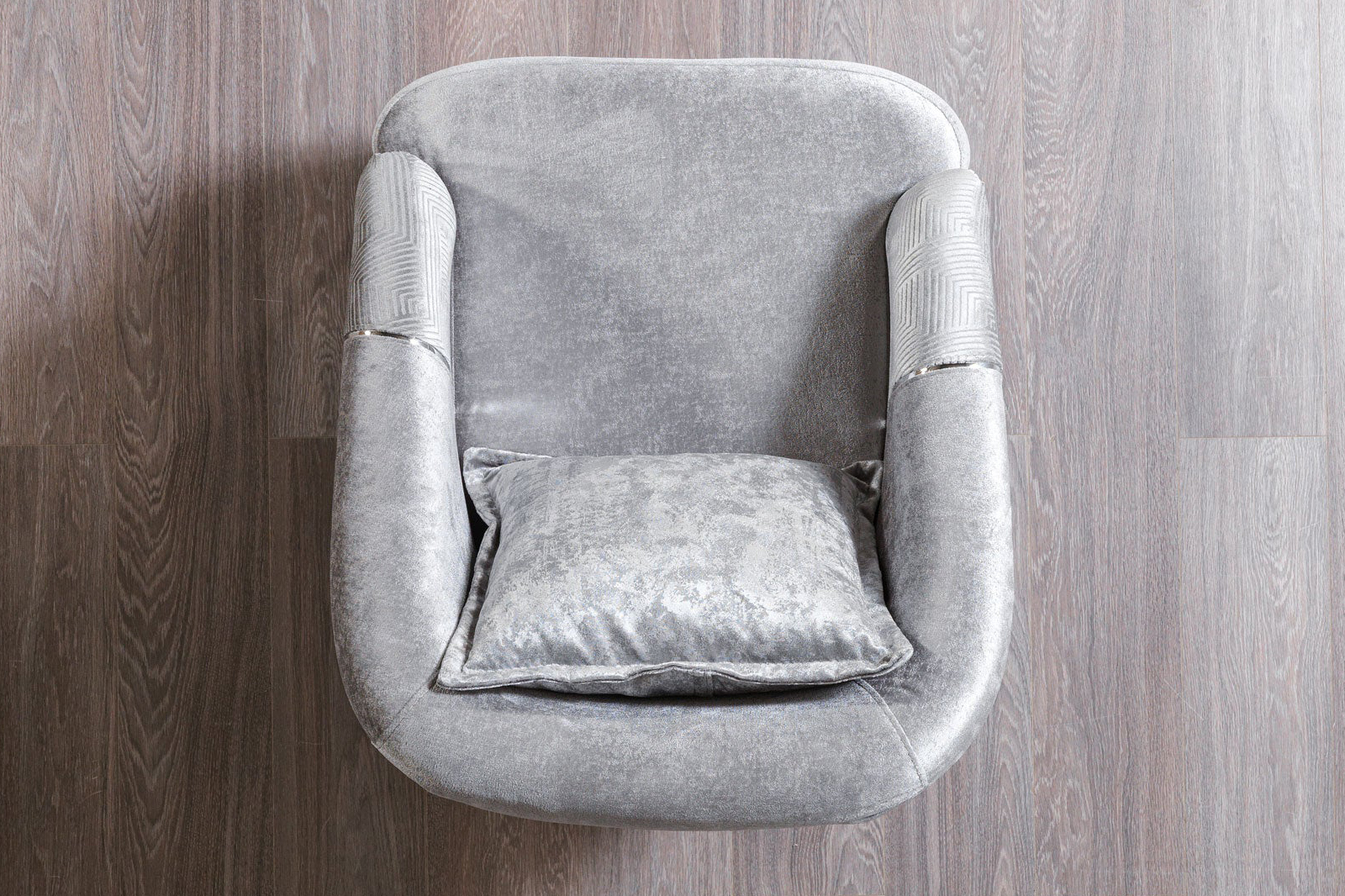 Nova Santana Velvet Chair - Silver