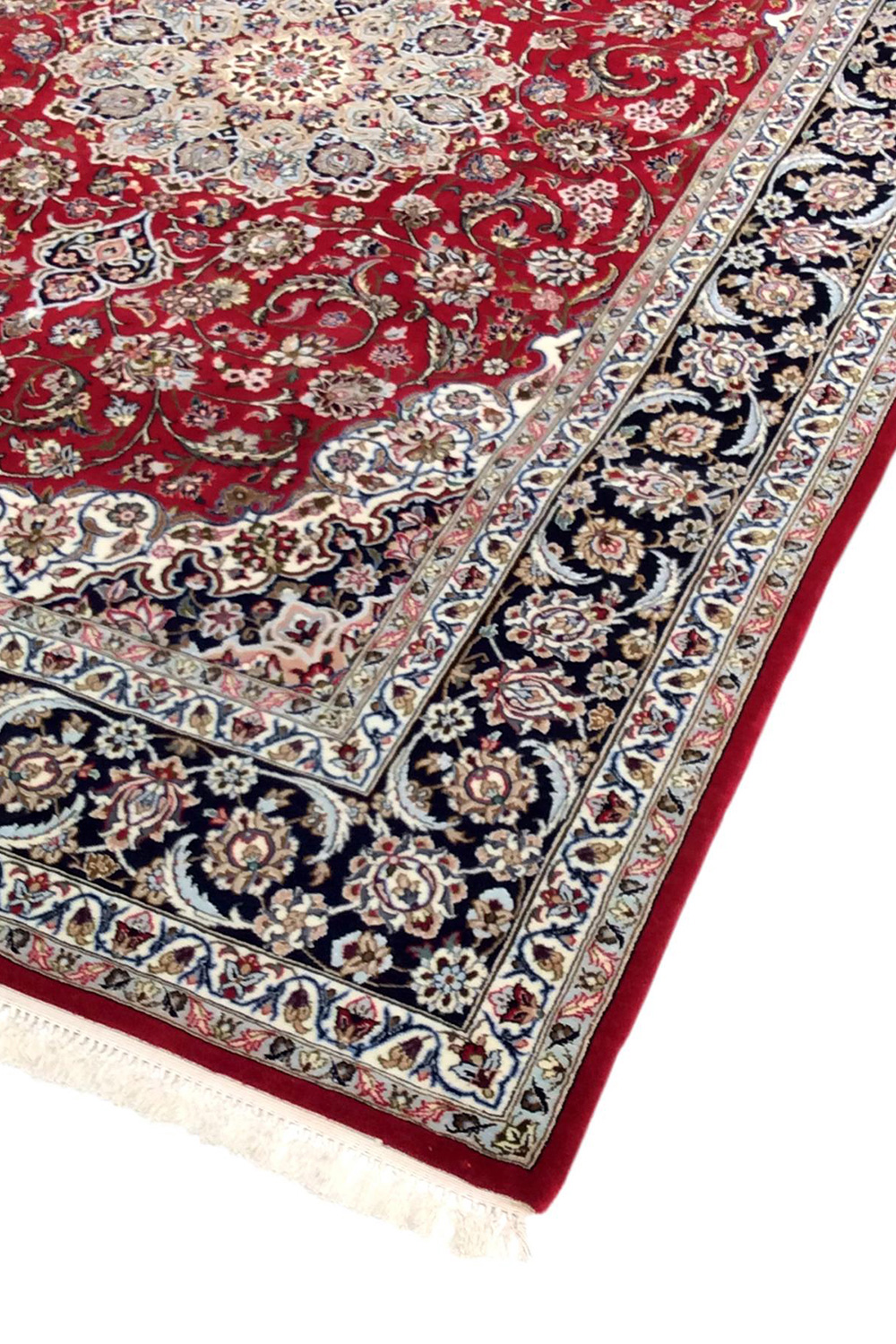 Pasargad - Isfahan Collection Hand-Knotted Silk and Wool Area Rug 60'' x 92'' (032033)