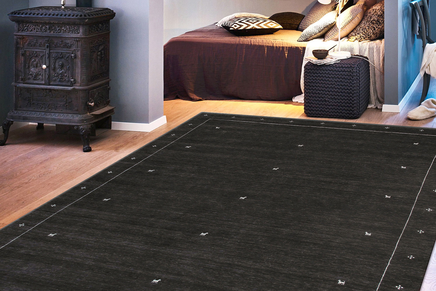 Pasargad™ Gramercy Collection Hand-Loomed Silk and Wool Charcoal Area Rug (AR-21 5X7) - 60'' x 84''