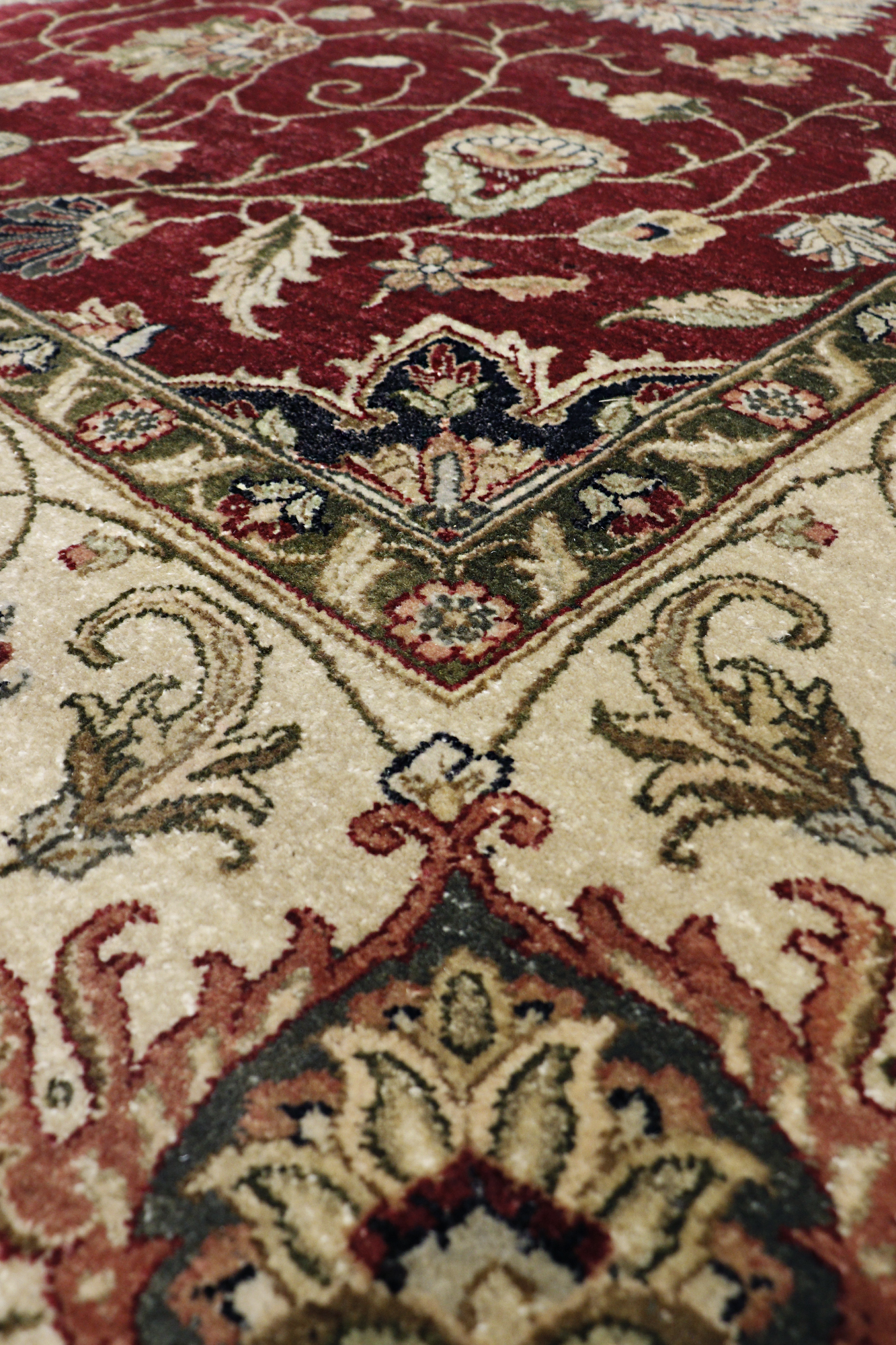 Pasargad - Agra Collection Hand-Knotted Lamb's Wool Area Rug in Red/Beige, 116" x 159" (PDC-504 10X13)