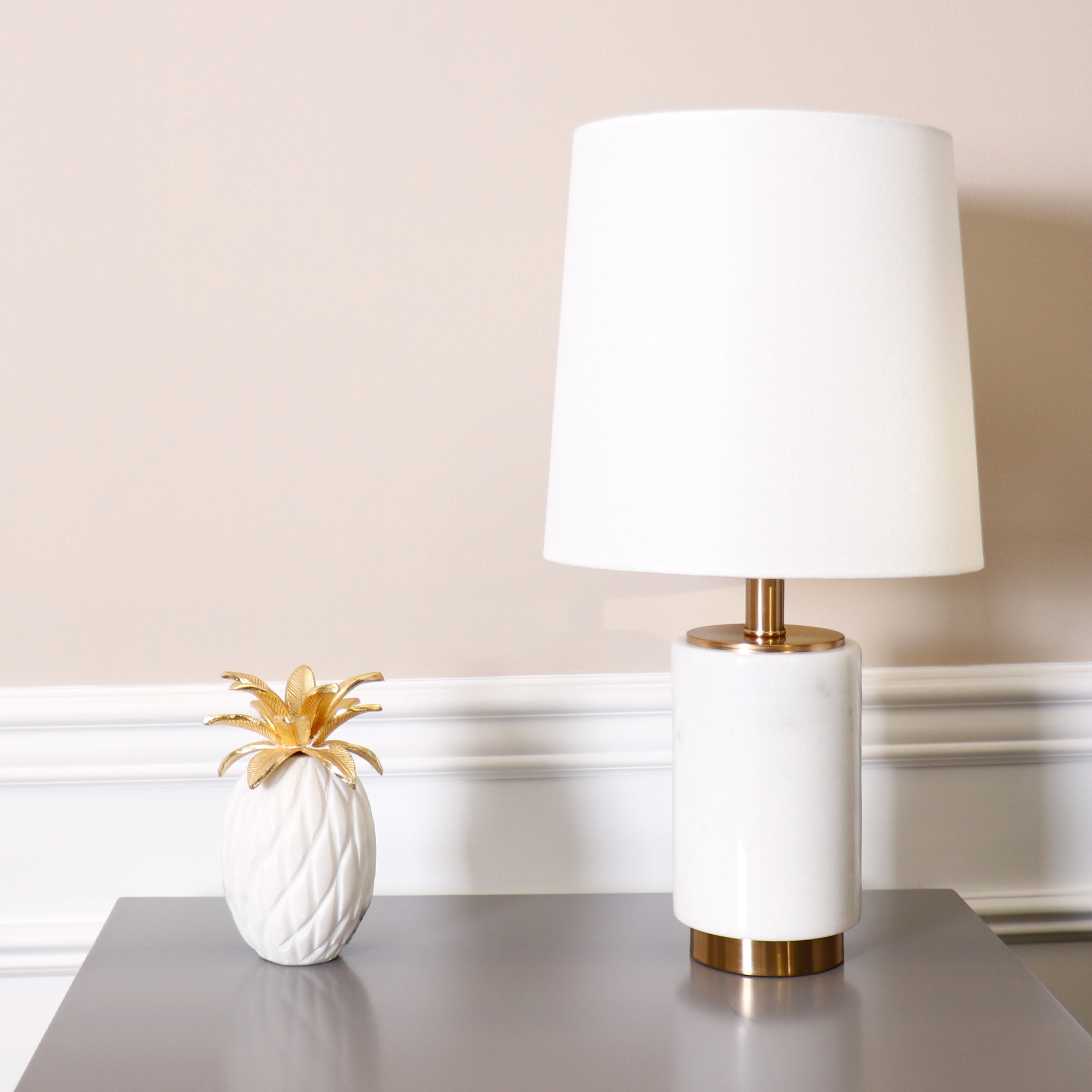 Pasargad - Leon Table Lamp in White/Gold, Marble