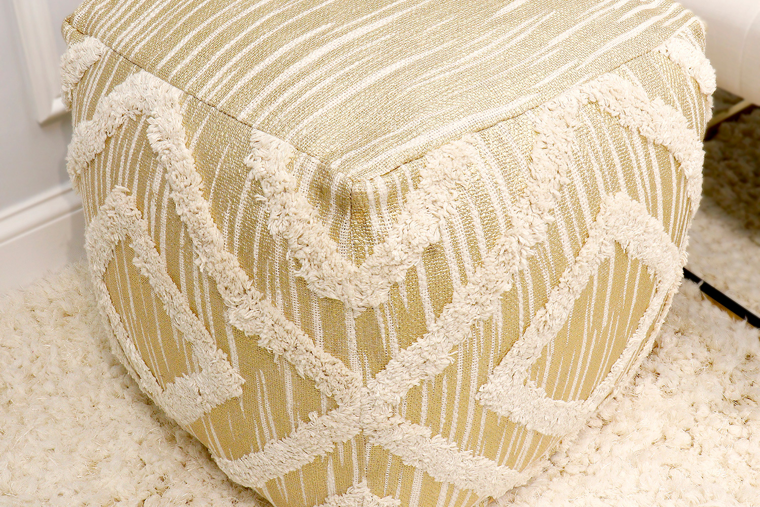 Pasargad Grandcanyon Cotton Pouf - Gold