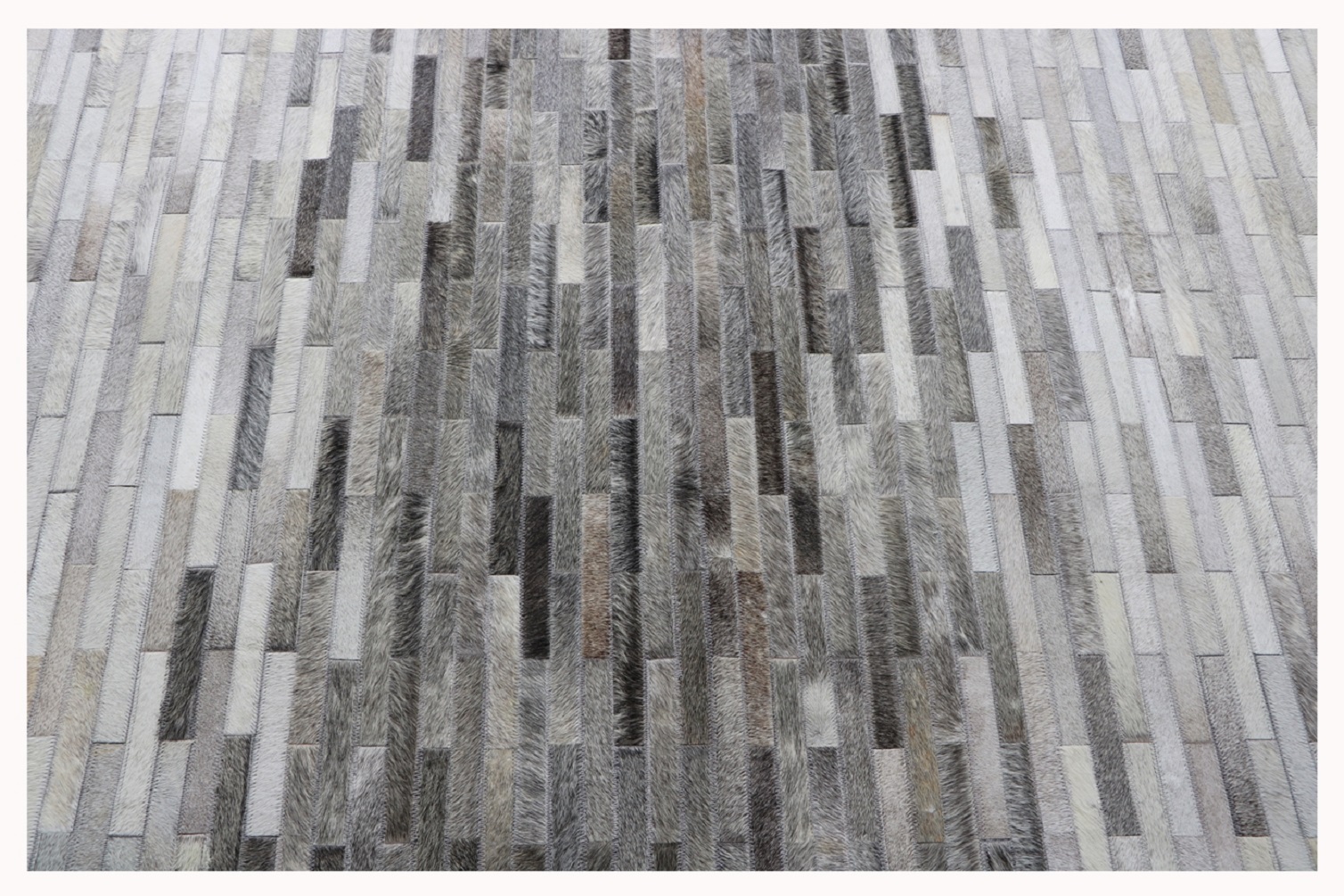 Pasargad Galaxy Collection Hand-stitched Cowhide Area Rug - Silver, 144" x 180" (ptx-1960 12x15)