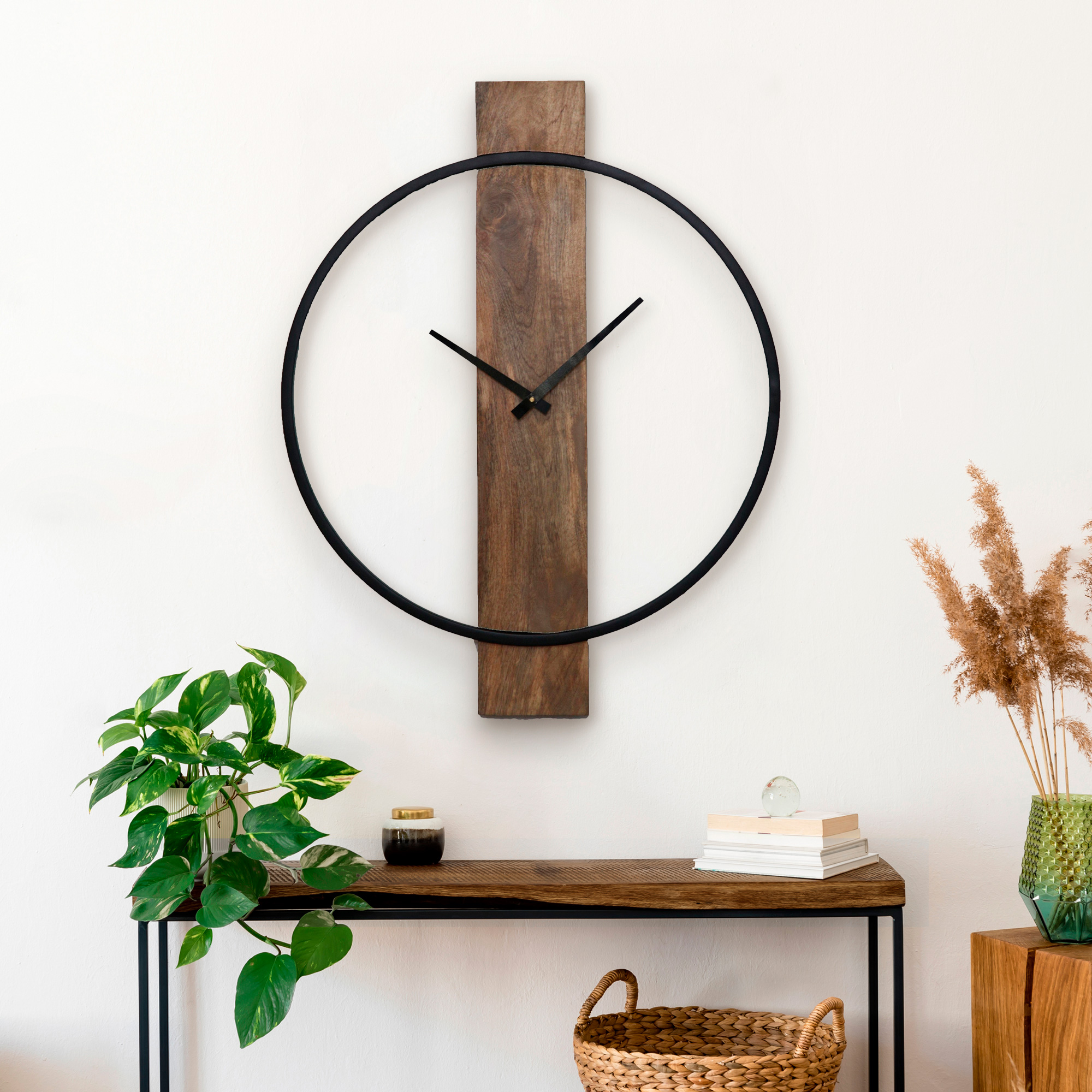 Renwil™ - Pearl Wall Clock