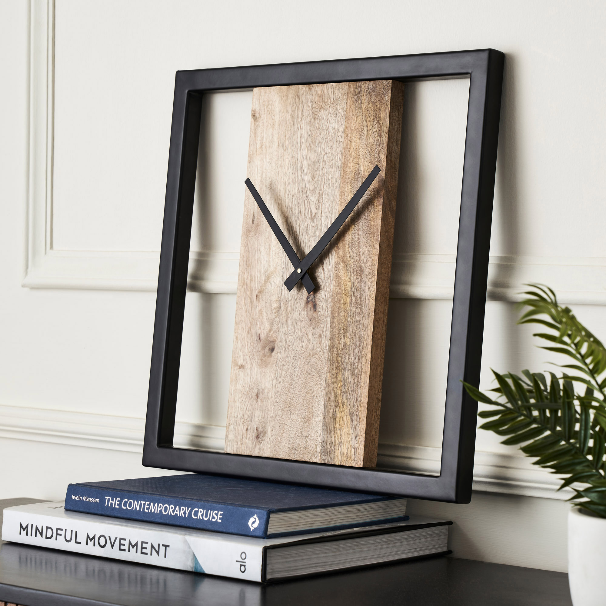 Renwil - Sanna Wall Clock