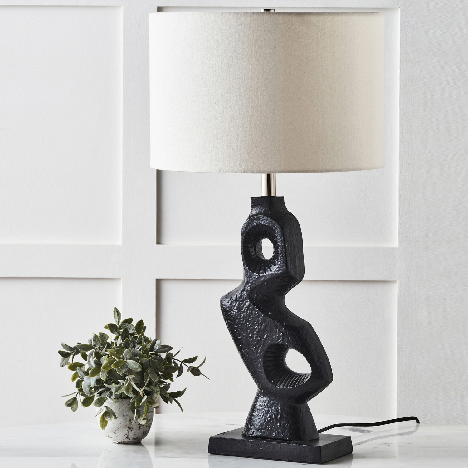 Renwil - Caracas Table Lamp