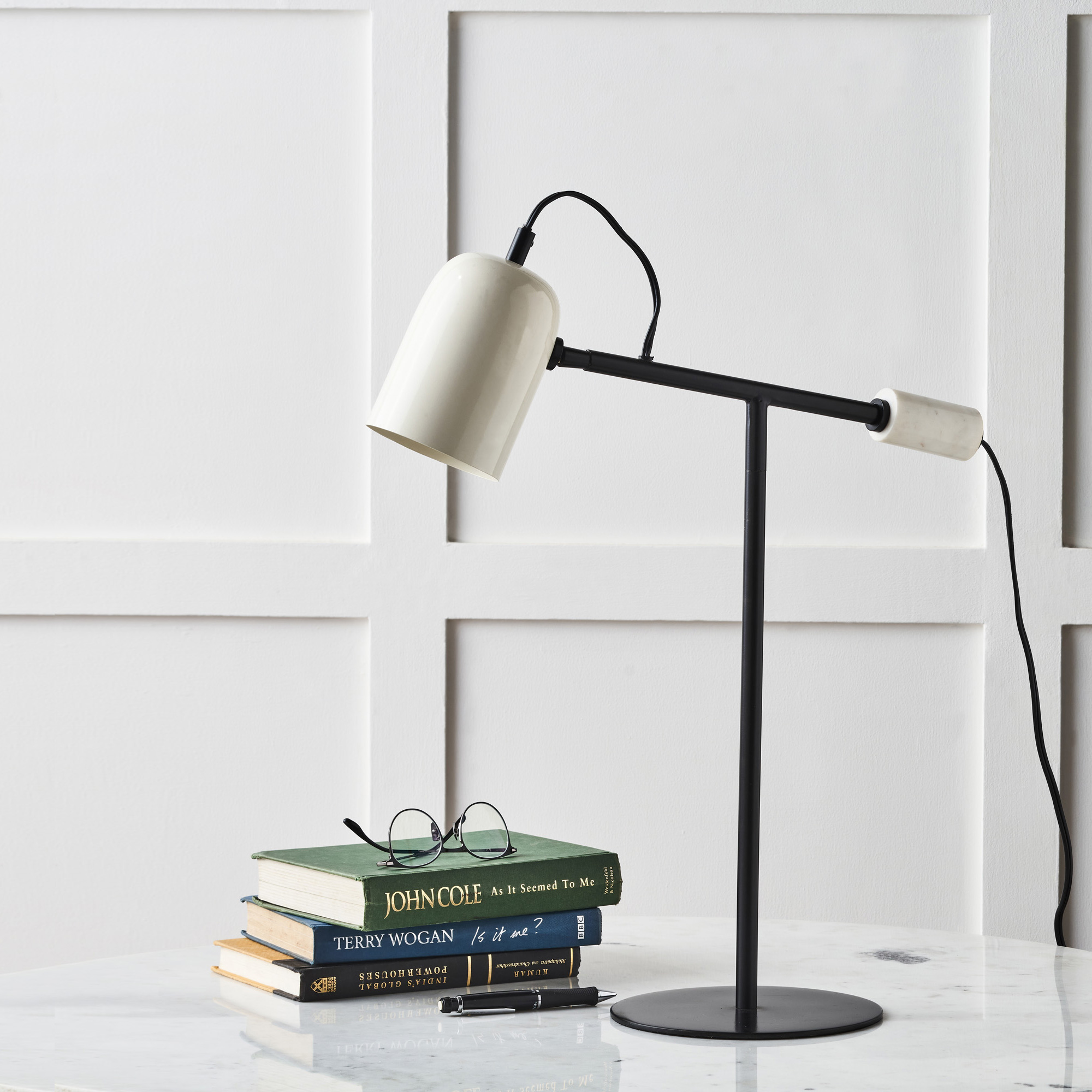 Renwil - Karsyn Table Lamp