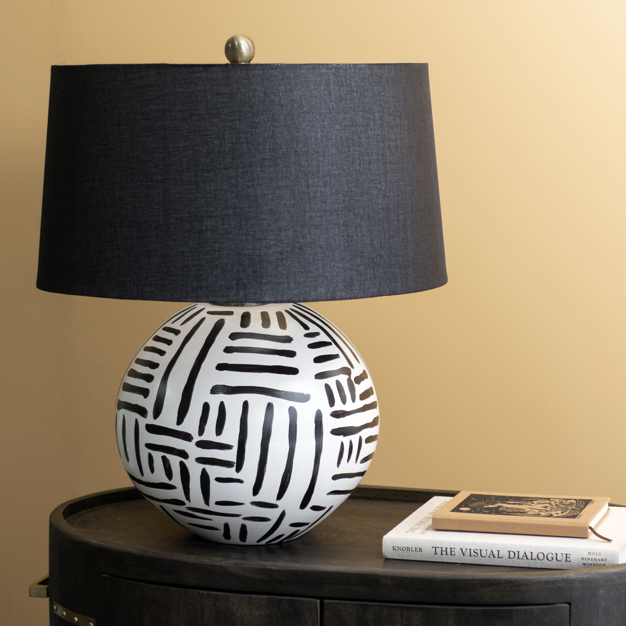 Renwil - Milka Table Lamp