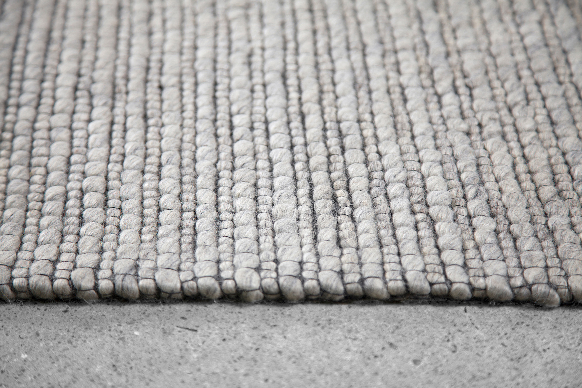 Renwil™ Bedford I Rug - Silver, 9,8" X 7,9"