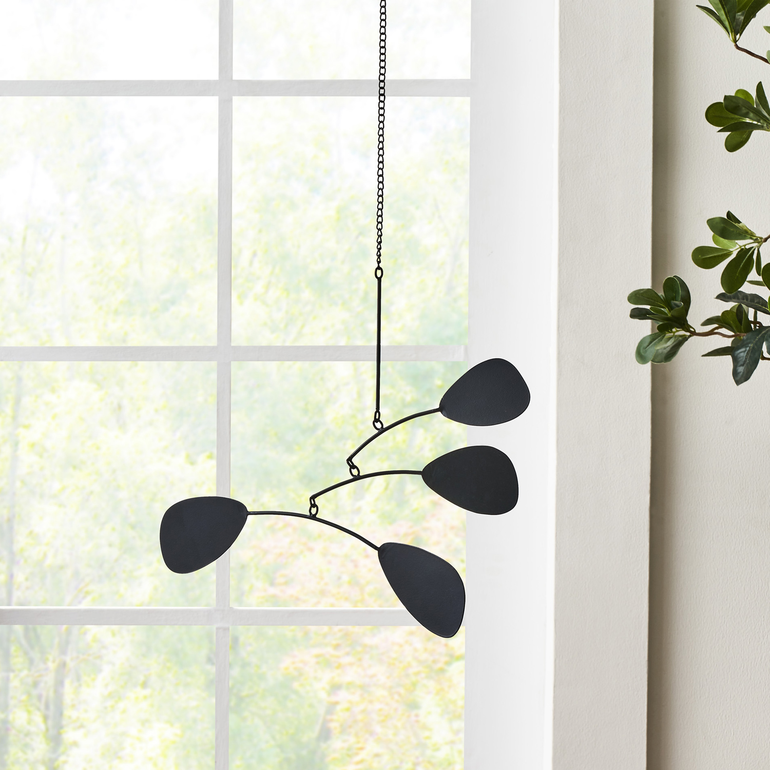 Renwil™ - Lisala Decorative Mobile